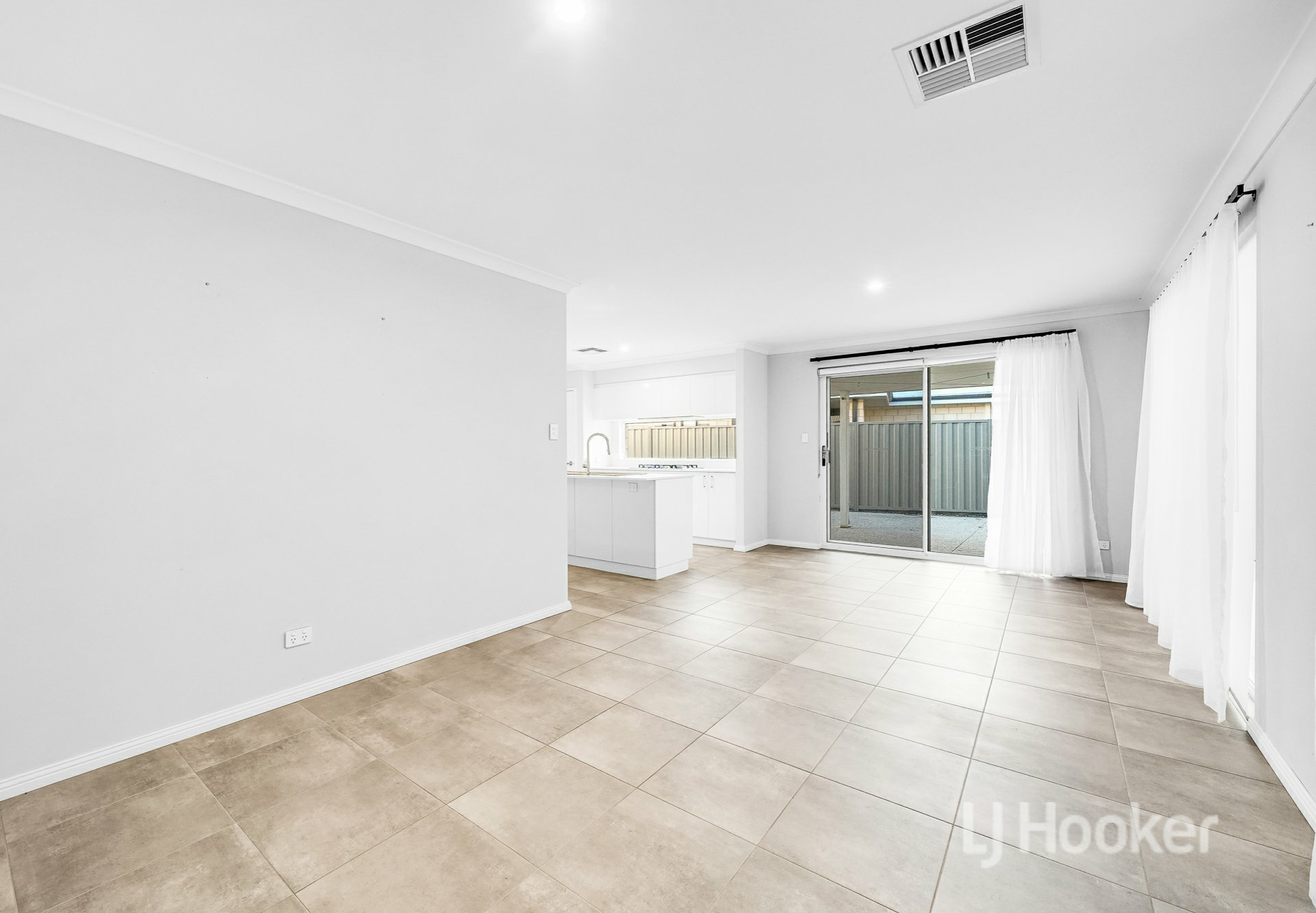 5 Hartog Way — photo 10 of 21