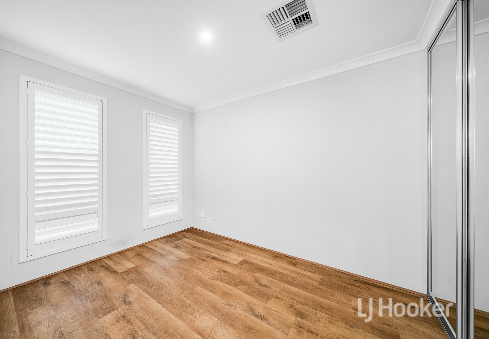5 Hartog Way — photo 12 of 21