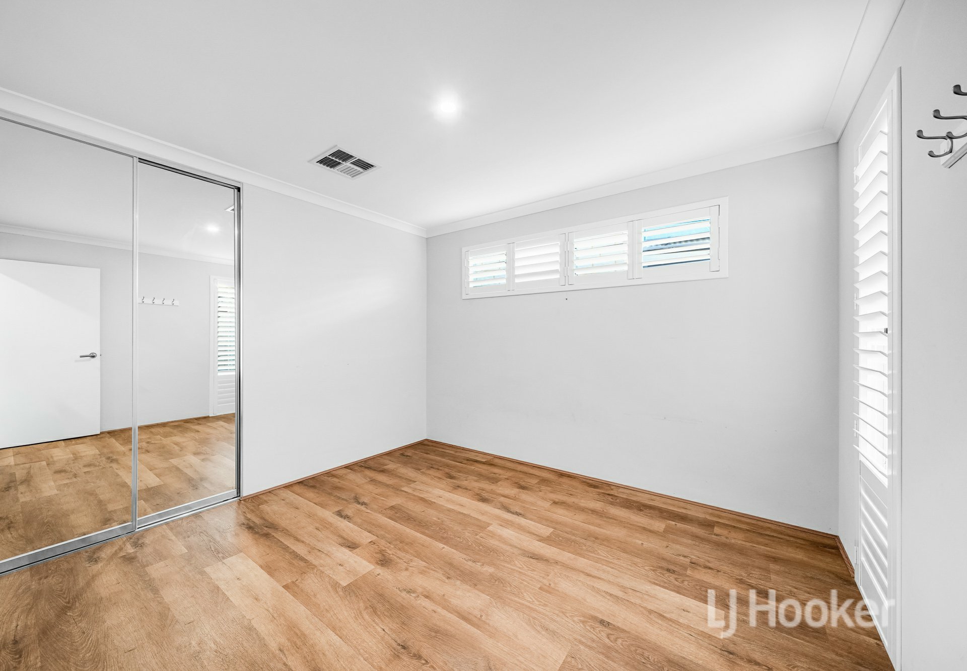 5 Hartog Way — photo 15 of 21