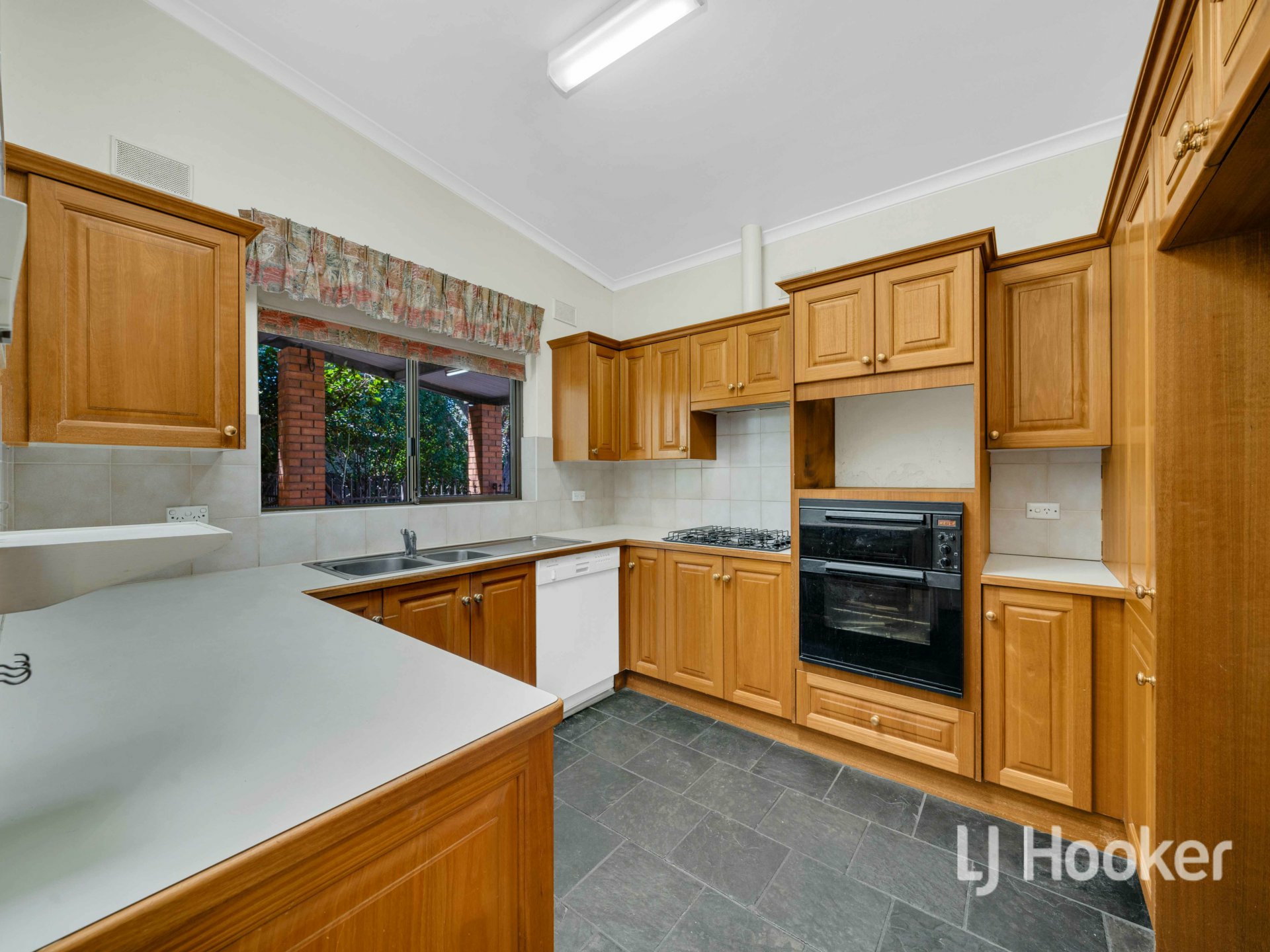 6 Stacey st, DUDLEY PARK