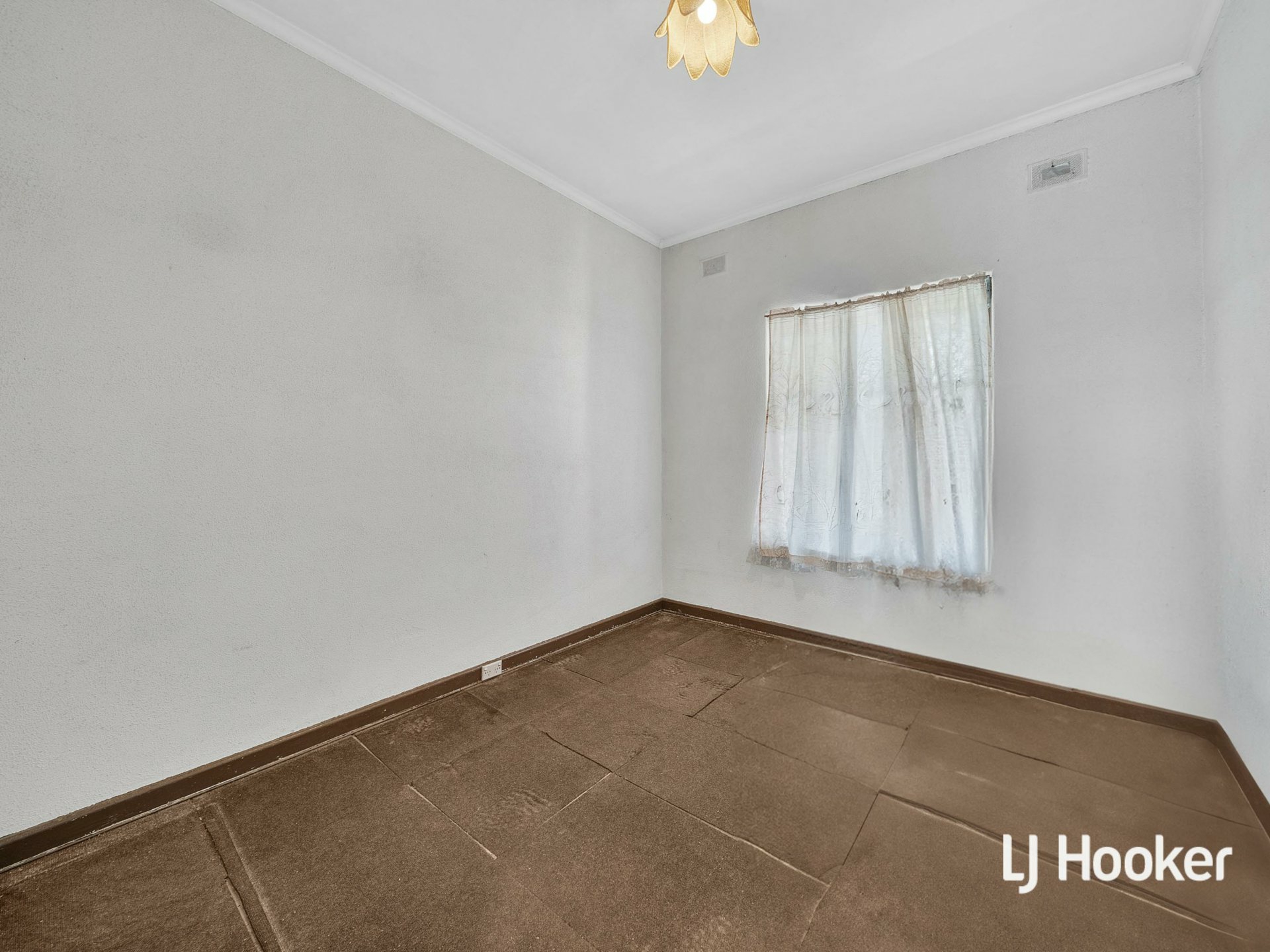 8 Sunnybrae Ave — photo 7 of 15