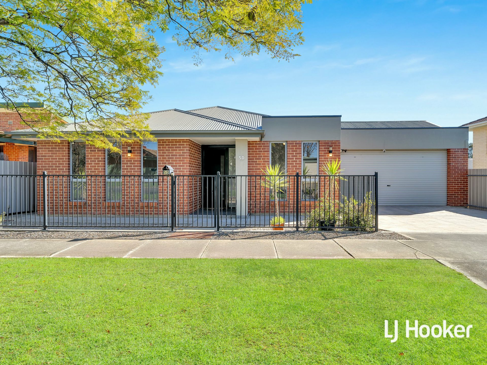 5D Radford Ave — photo from LJ Hooker Prospect