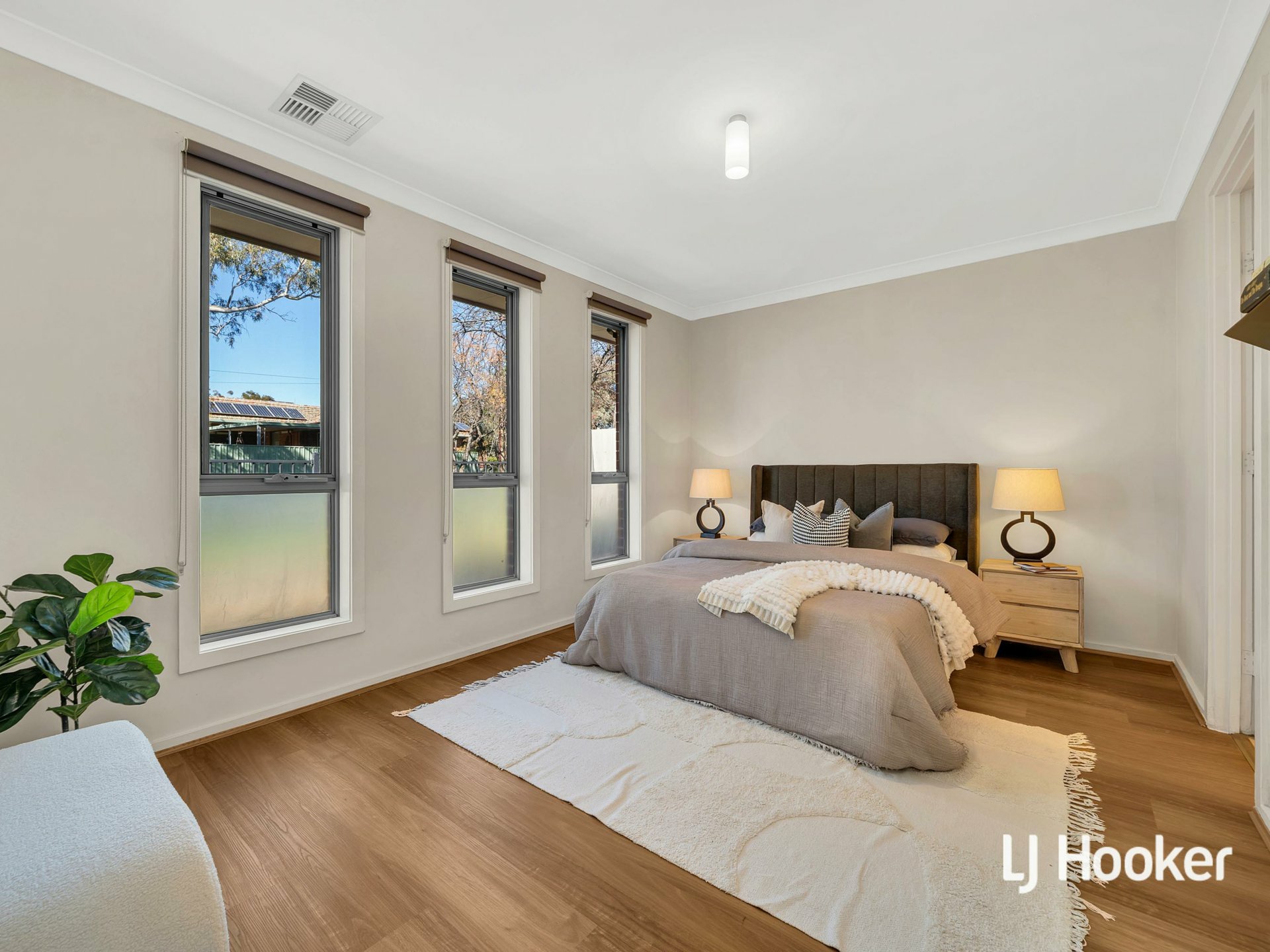 5D Radford Ave — photo 9 of 16