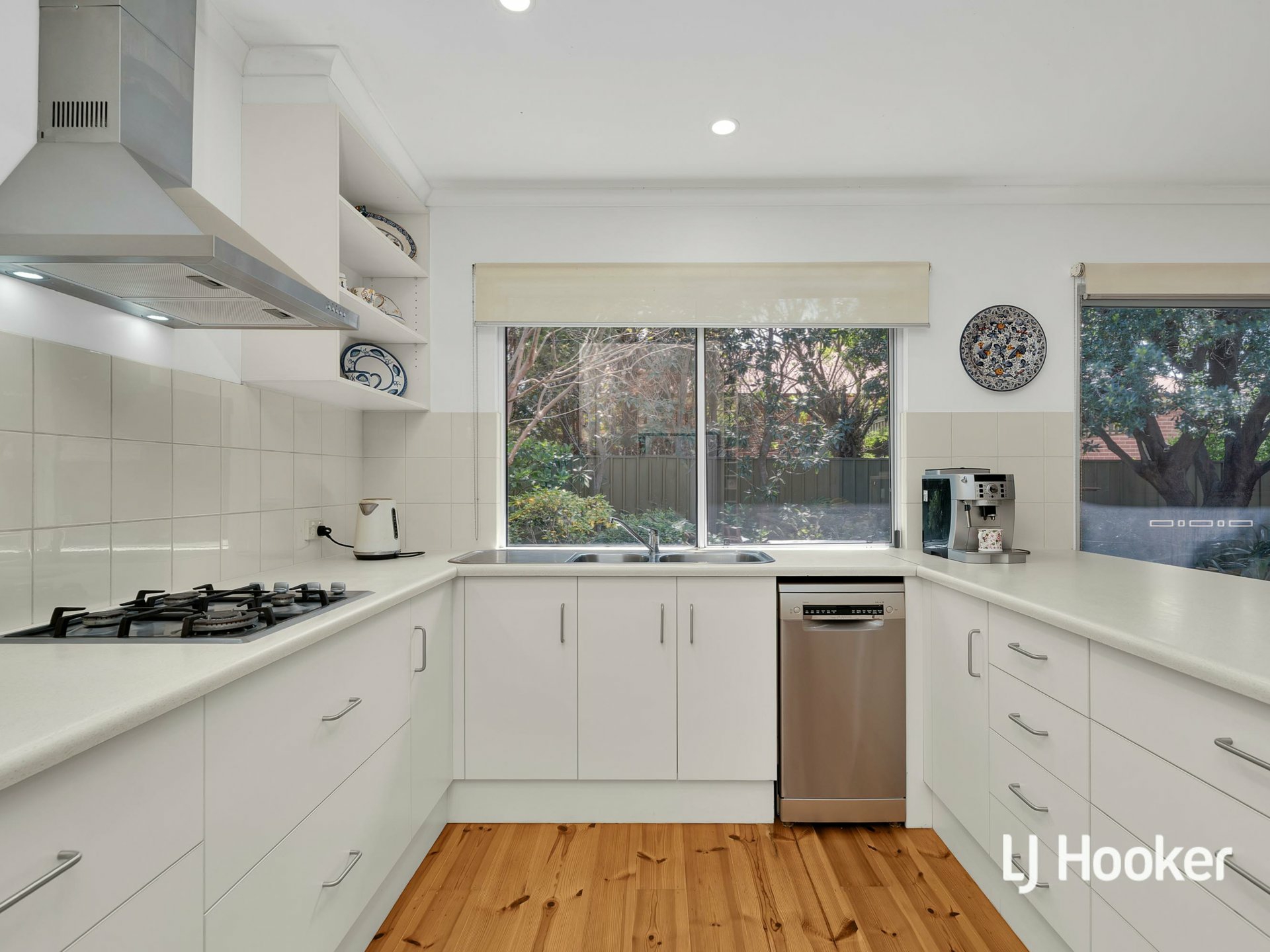 48 Boyle St — photo 12 of 21