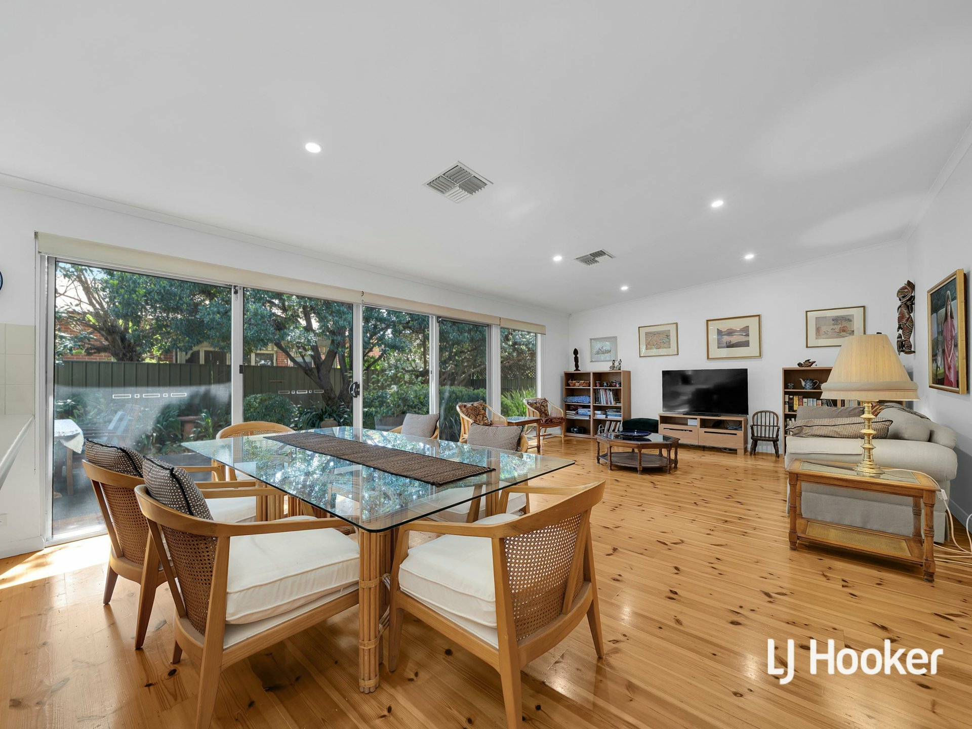 48 Boyle St — photo 14 of 21