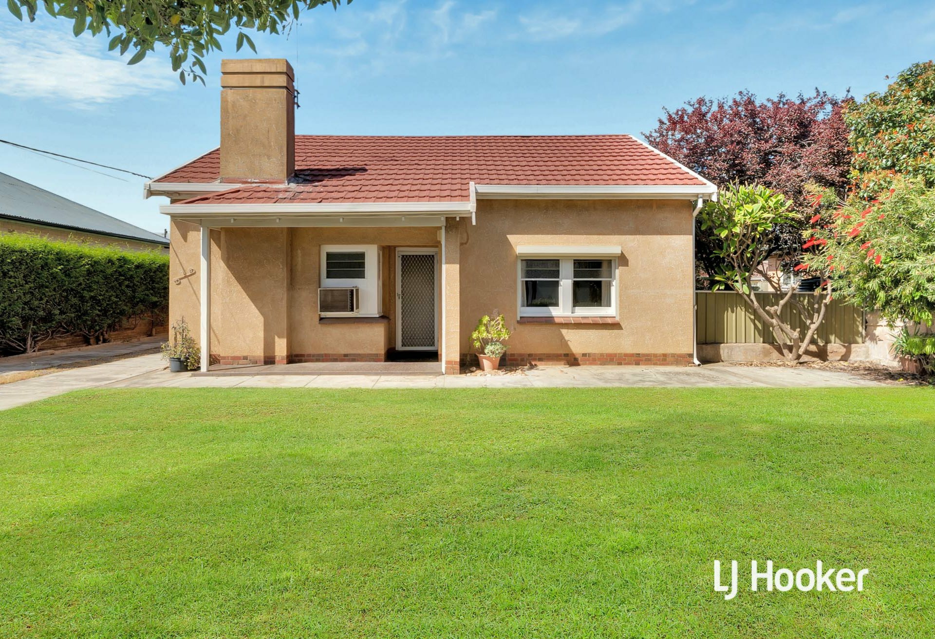 7 Brunswick St — photo 2 of 17