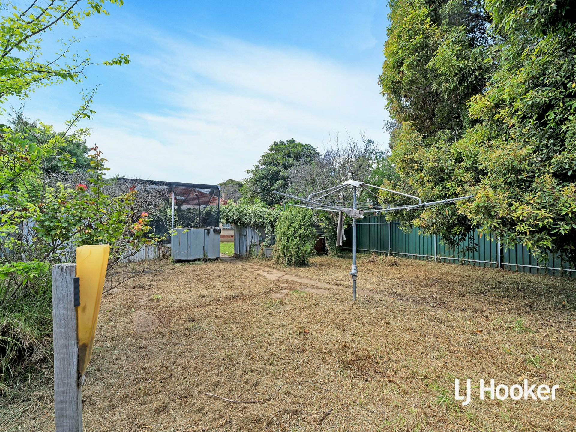 28 Miller St — photo 13 of 13