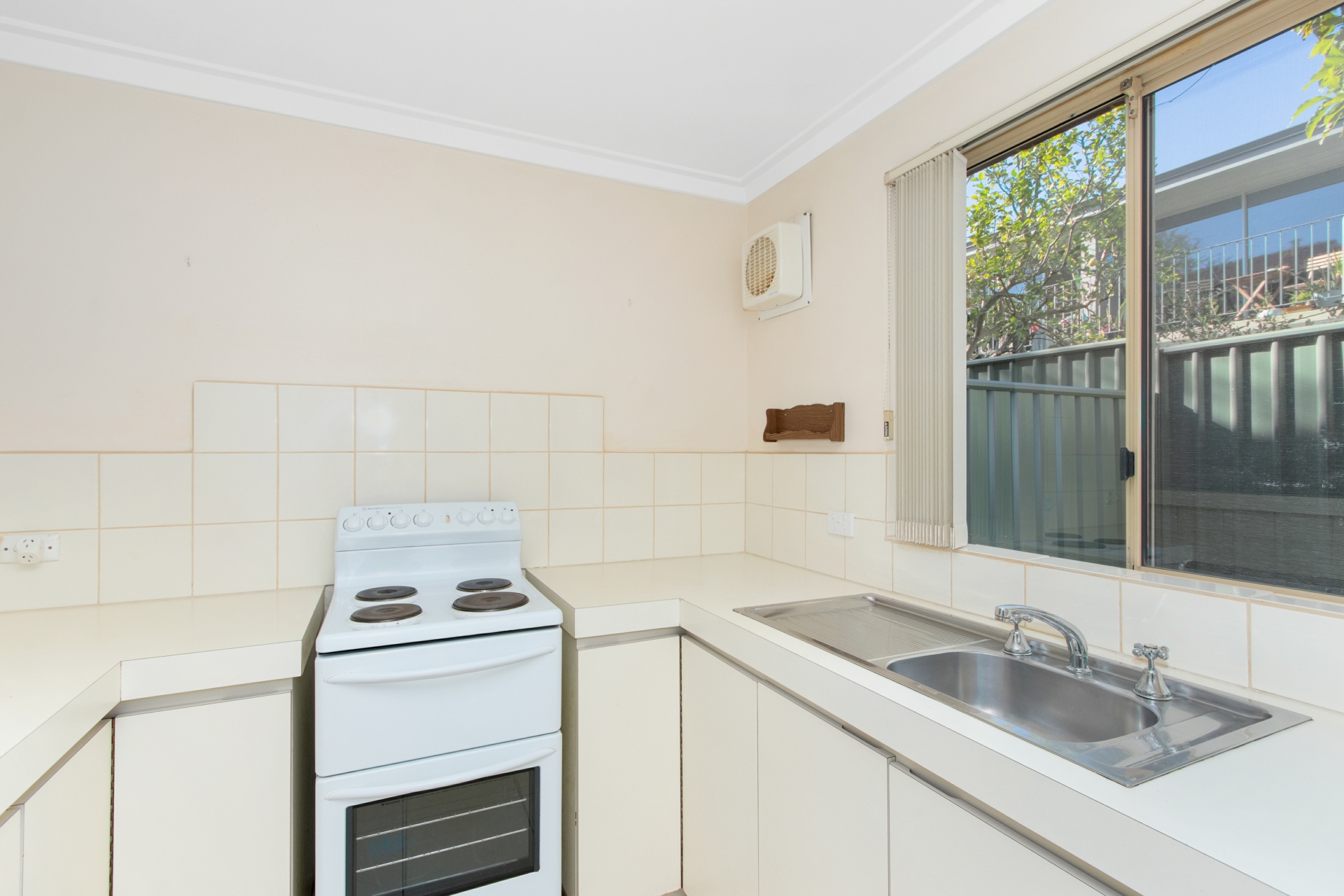 4/391-393 Cambridge Street, WEMBLEY