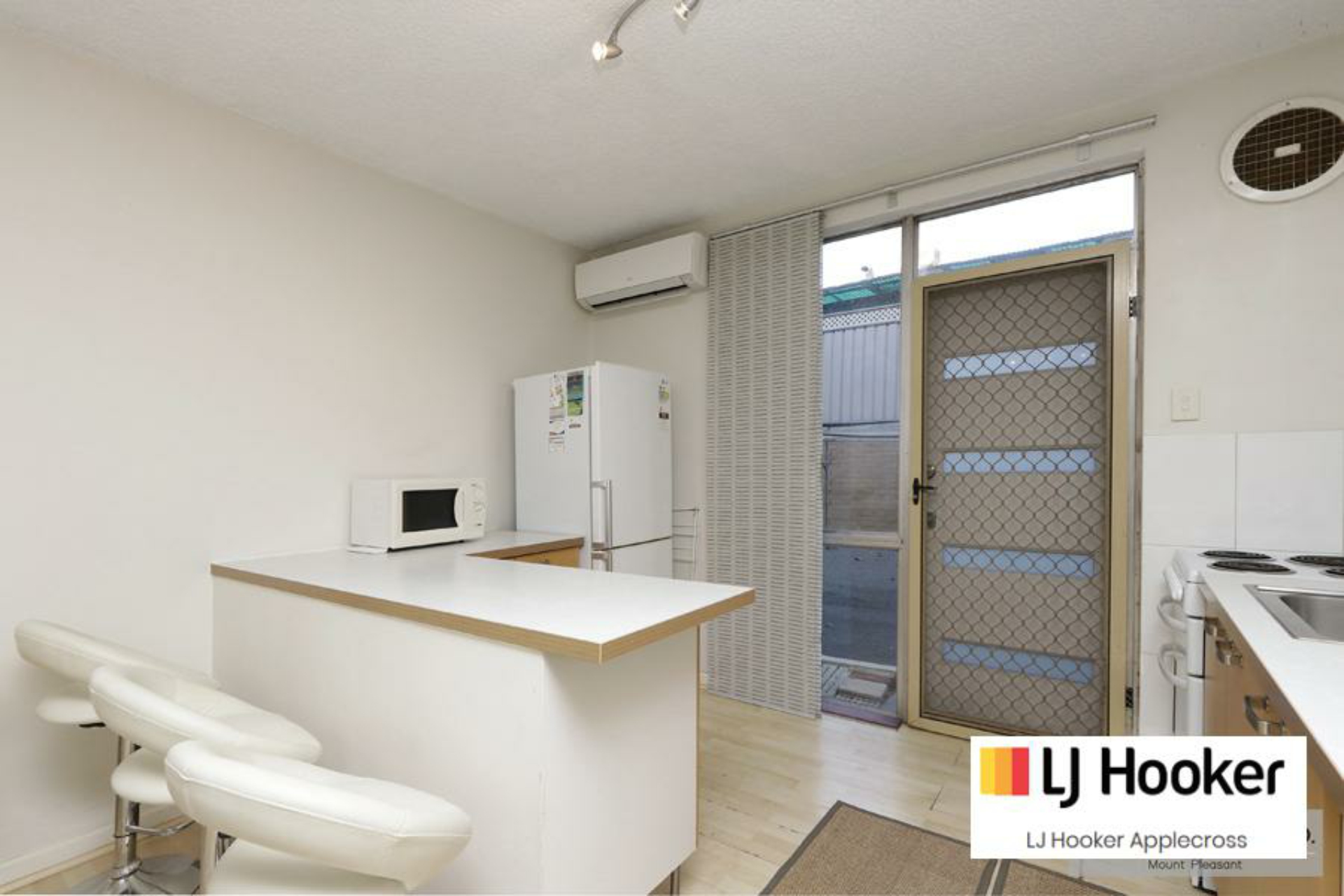 6/298-300 Stirling Street, PERTH