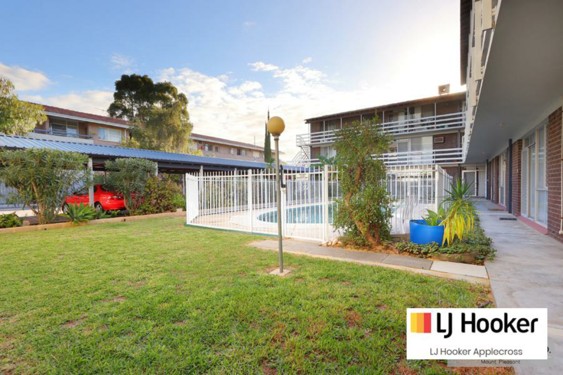 6/298-300 Stirling Street, PERTH