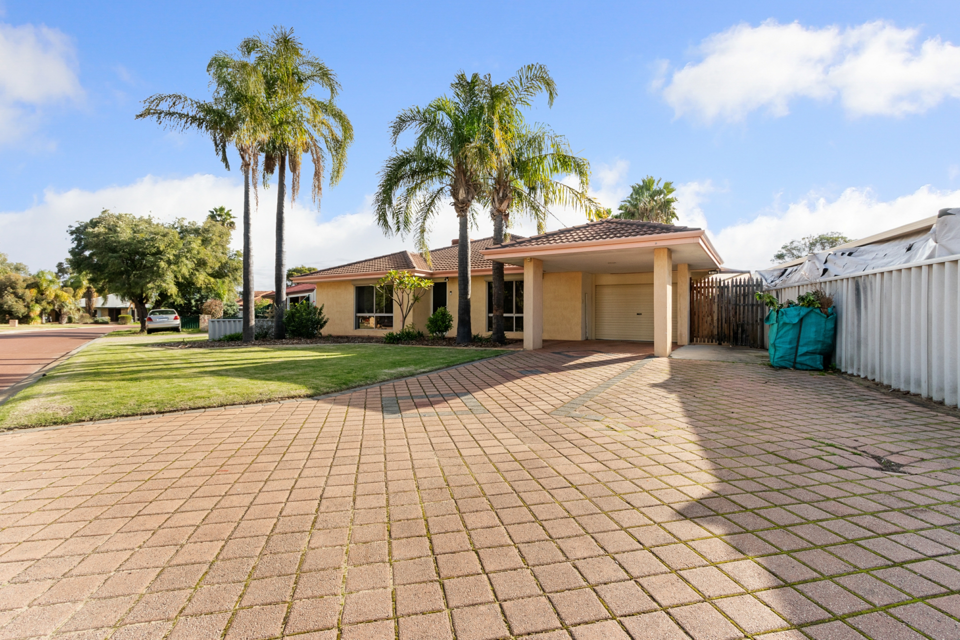 12 Cranberry Way, Kenwick
