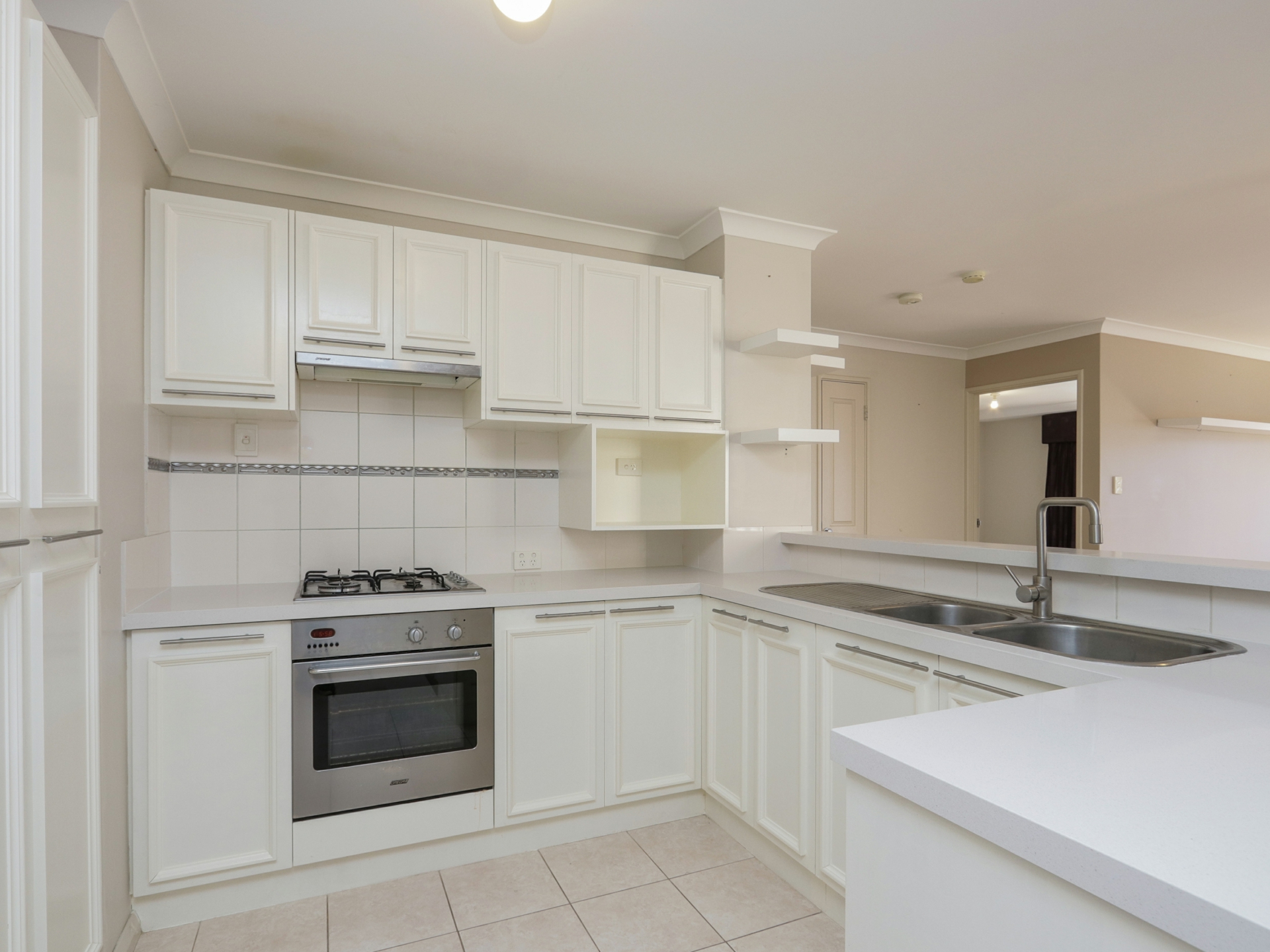 20/10 Pendal Lane, PERTH