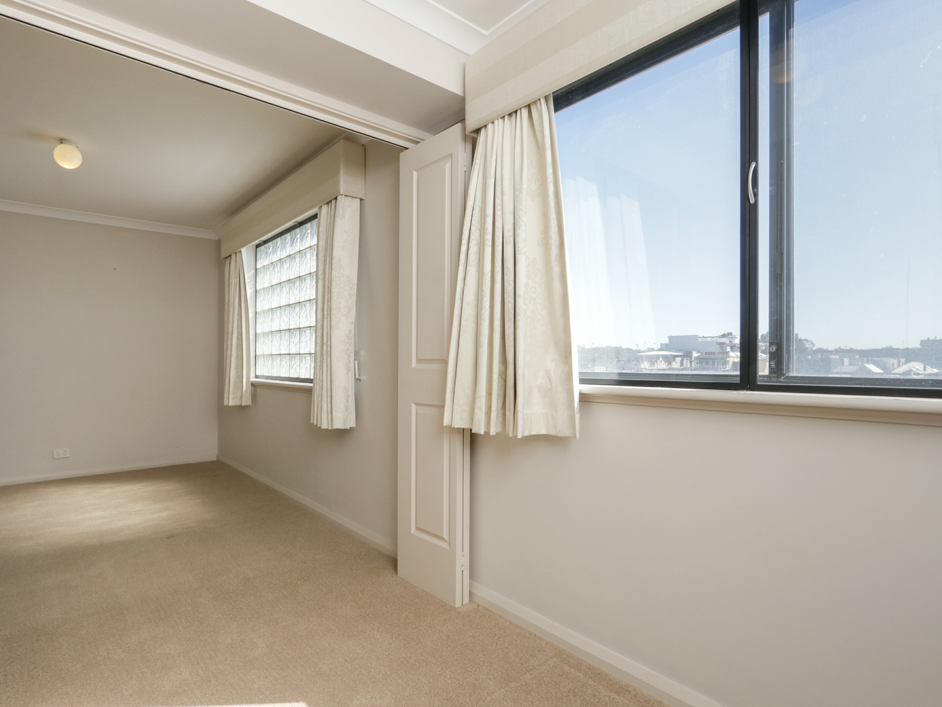 20/10 Pendal Lane, PERTH