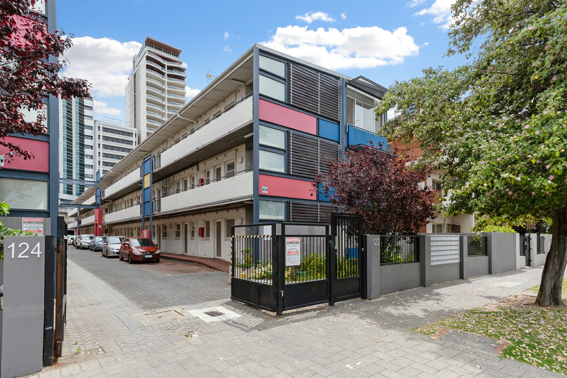 39/122 Terrace Road, PERTH