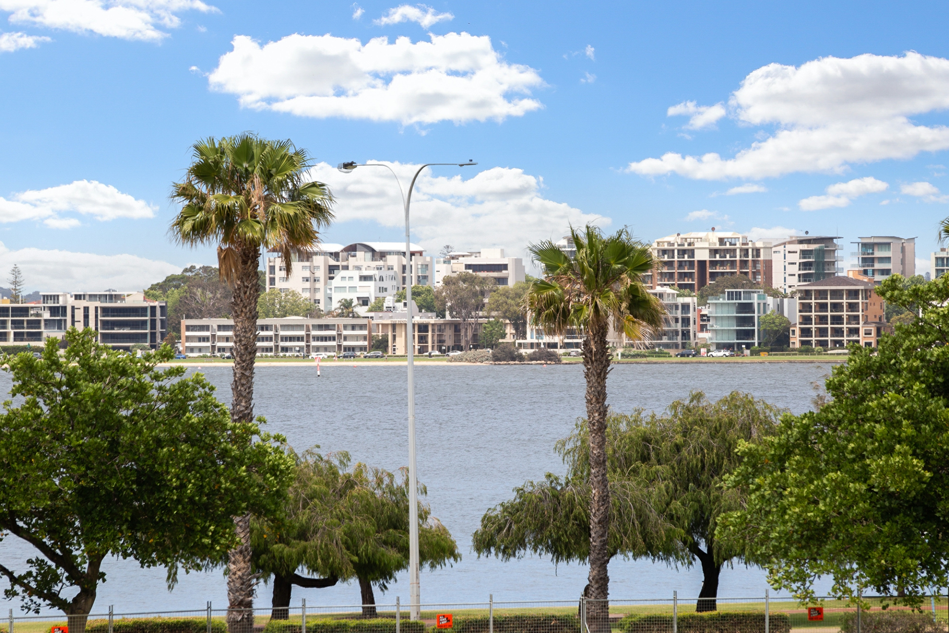 39/122 Terrace Road, PERTH