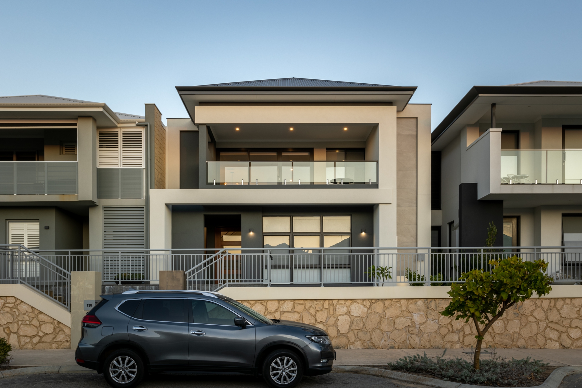 136 Orsino Boulevard, NORTH COOGEE