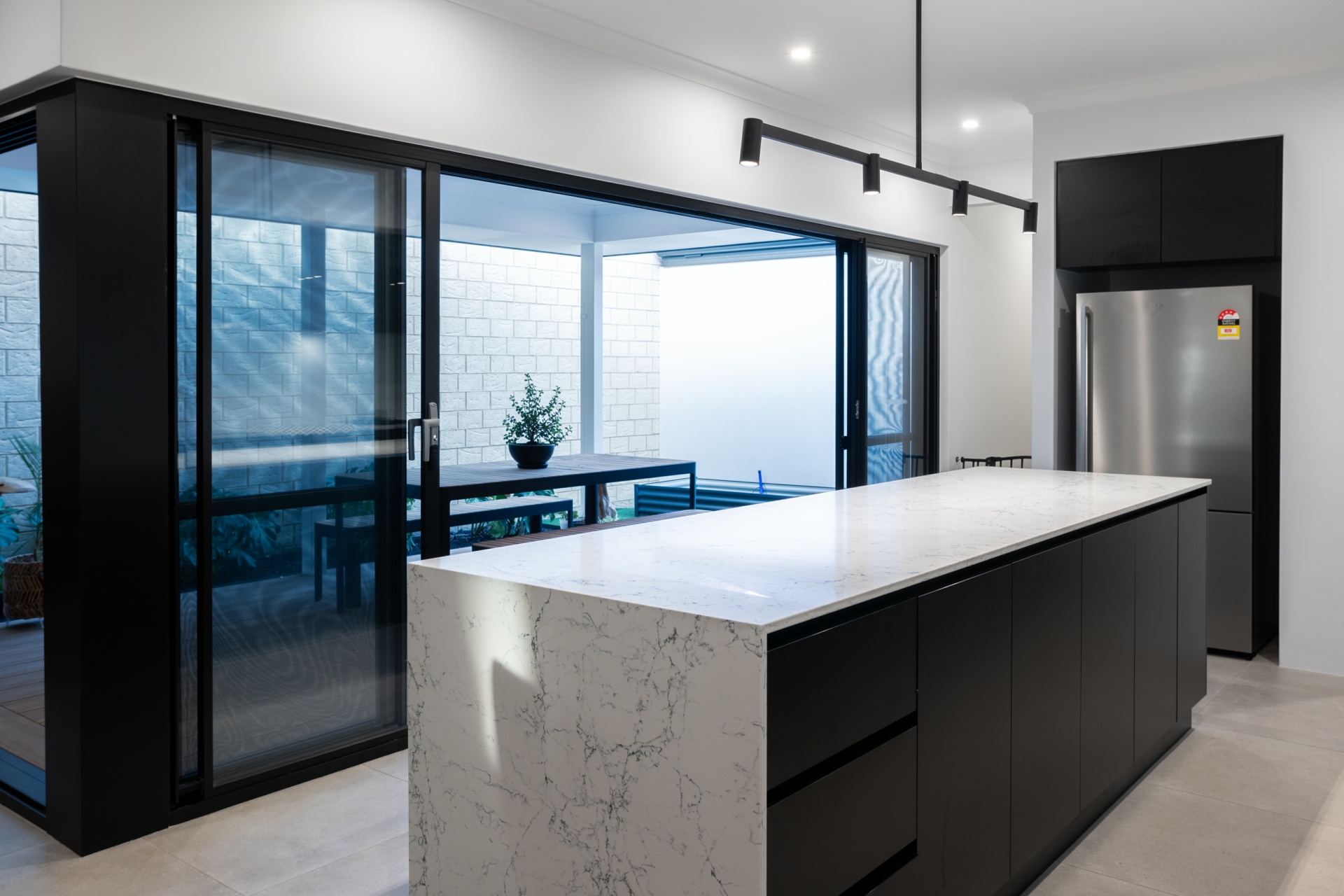 136 Orsino Boulevard, NORTH COOGEE