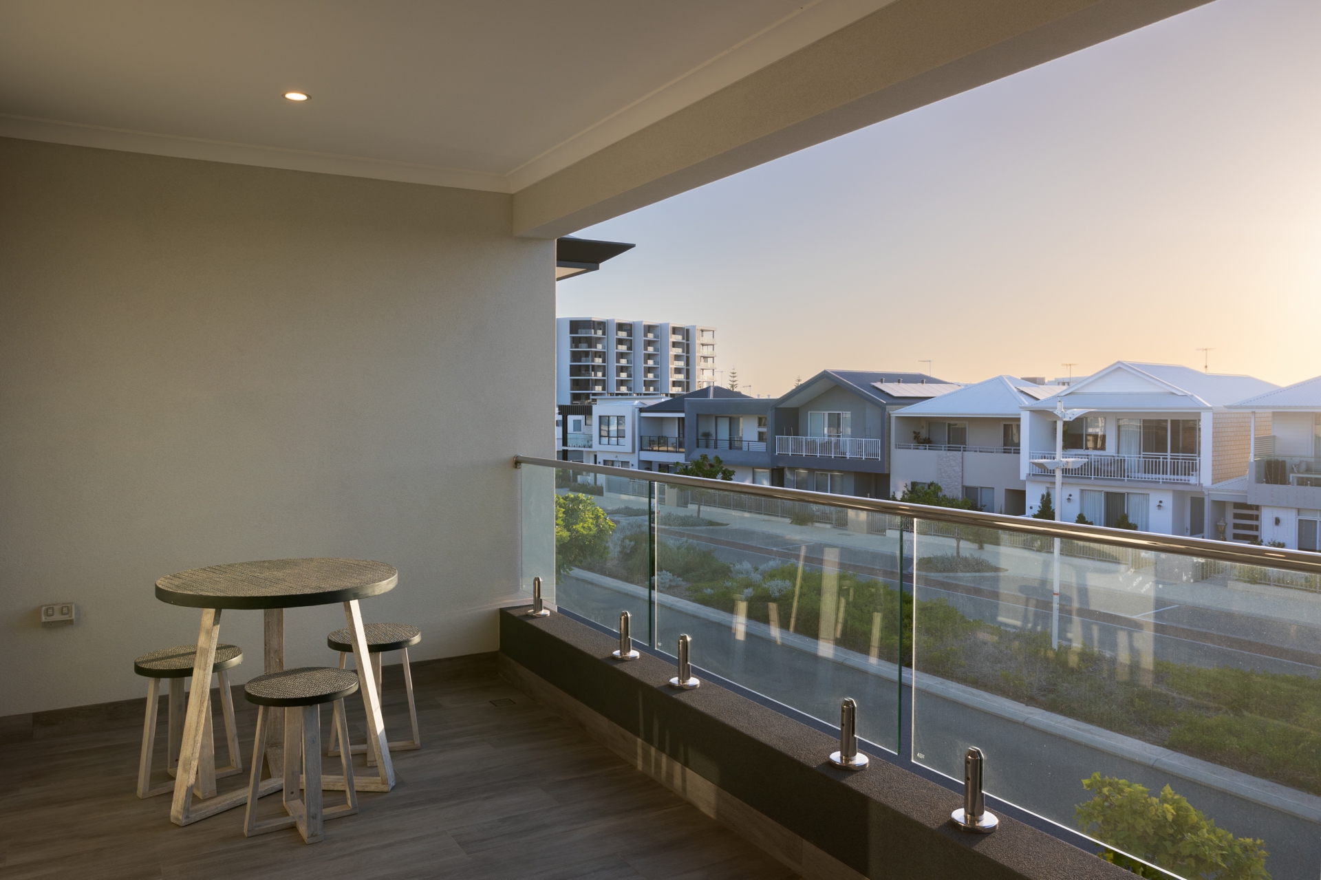 136 Orsino Boulevard, NORTH COOGEE