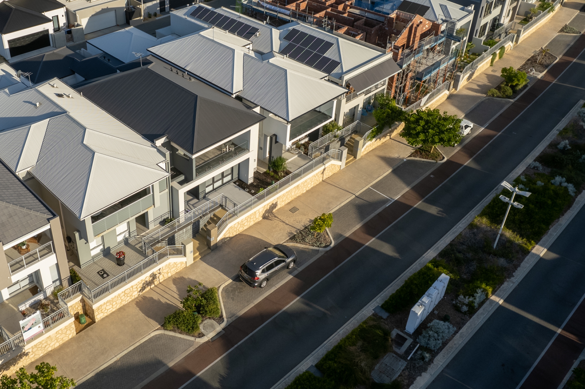 136 Orsino Boulevard, NORTH COOGEE