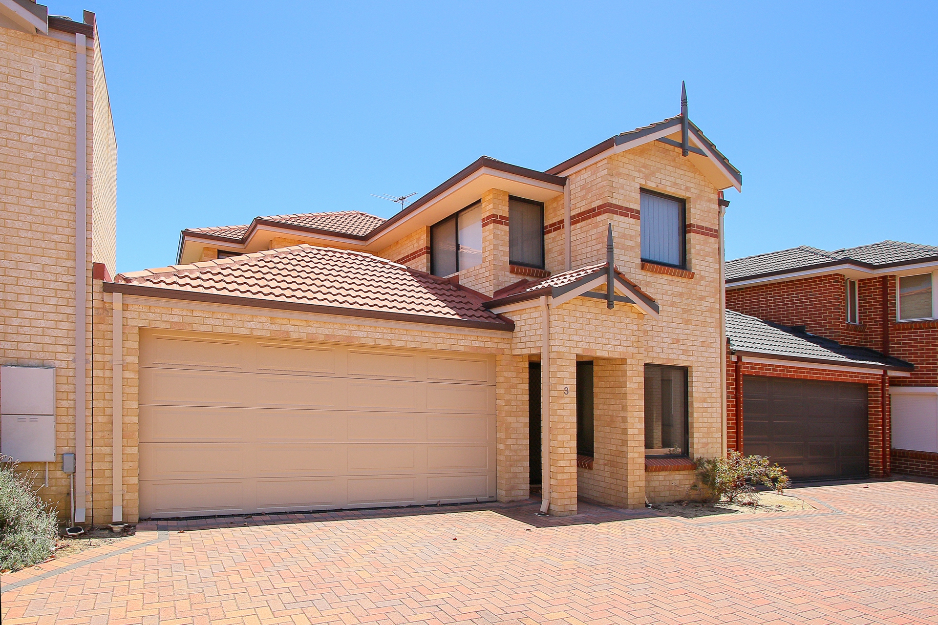3/183 Leake Street, Belmont