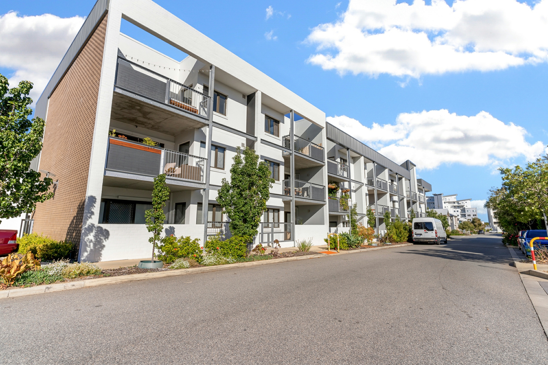 75/59 Breaksea Drive, NORTH COOGEE