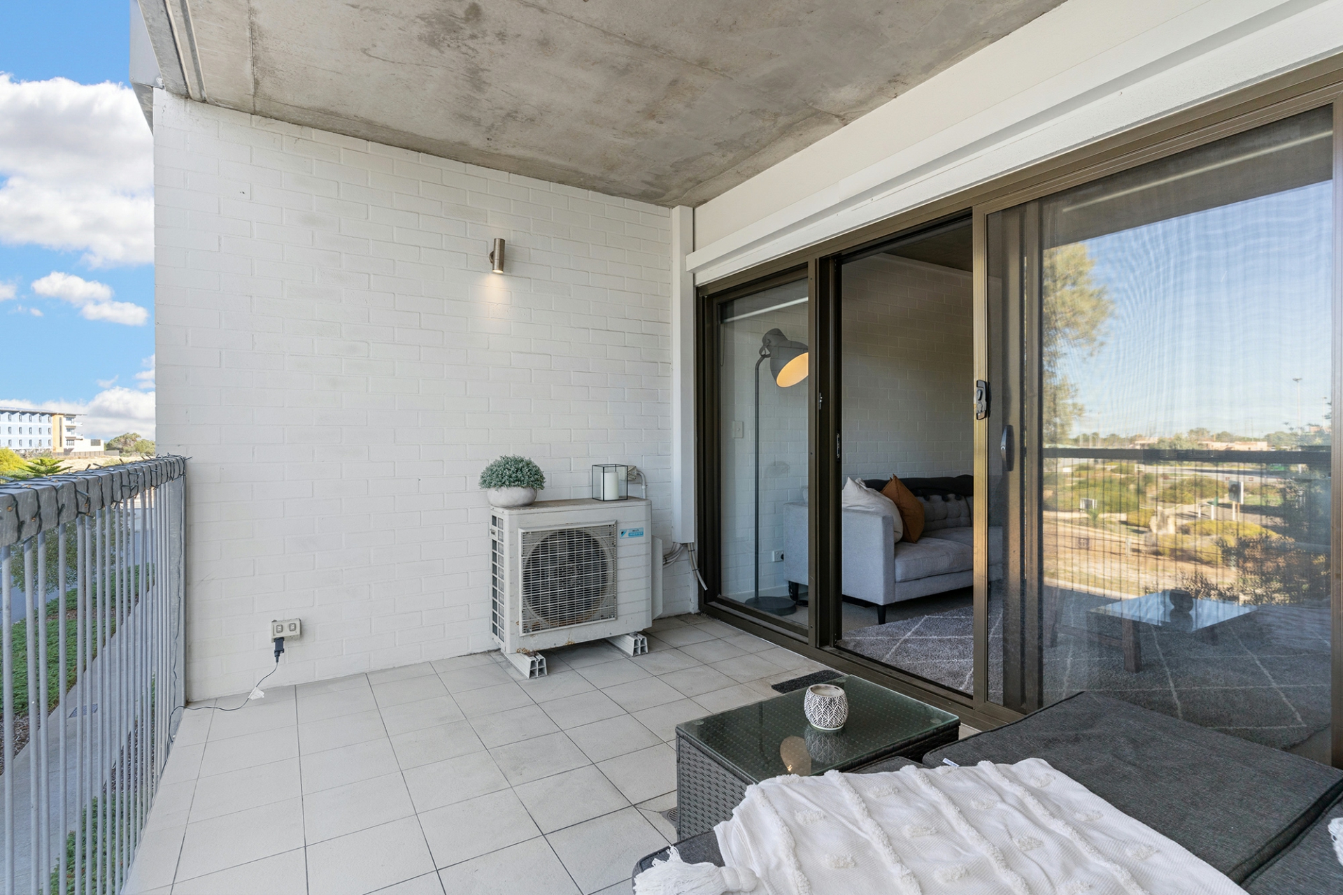 75/59 Breaksea Drive, NORTH COOGEE
