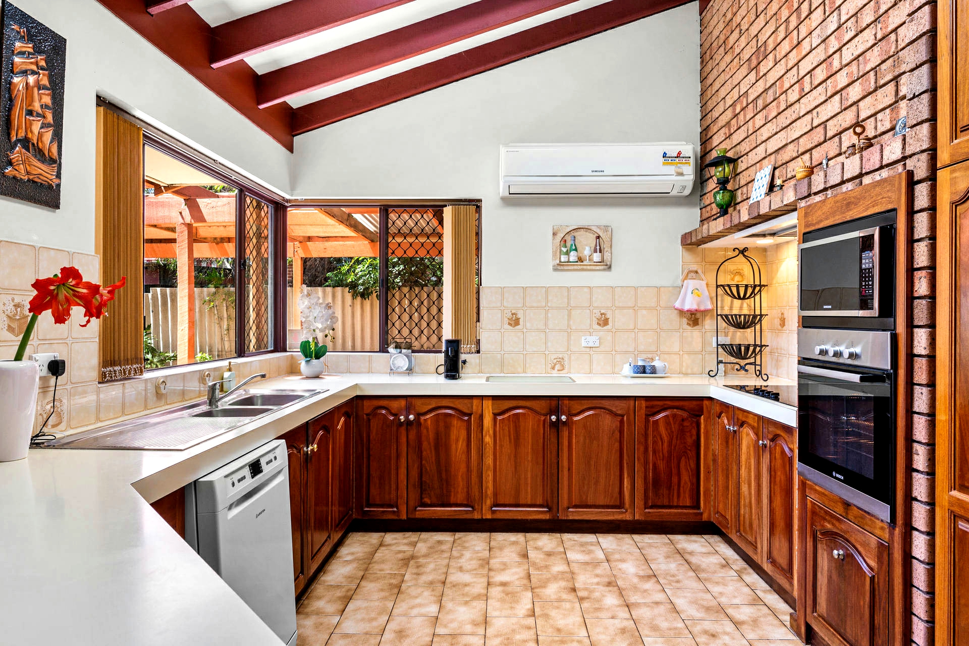 58 Edeline Street, SPEARWOOD
