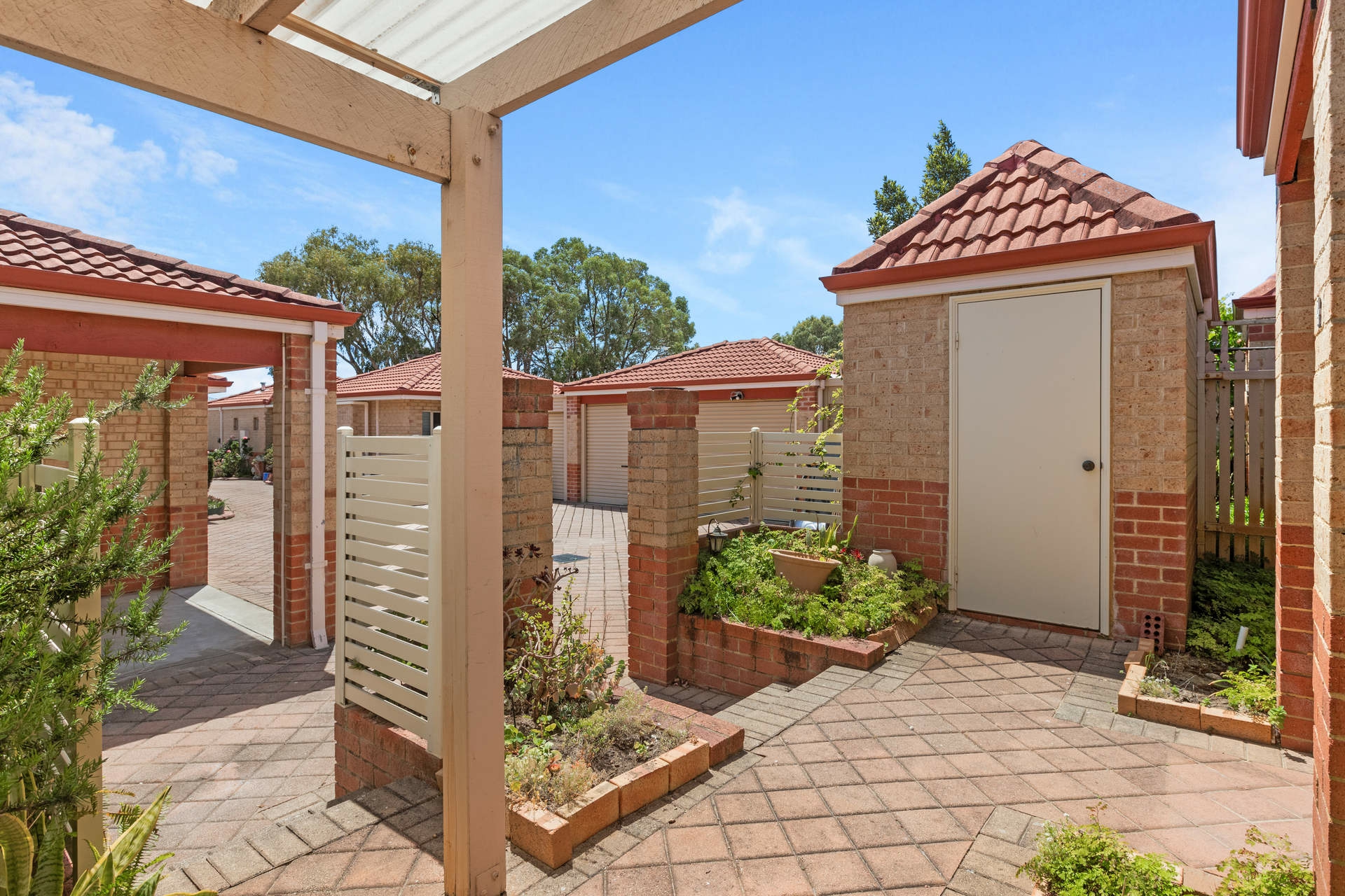 4/39 Harrison Street, ROCKINGHAM