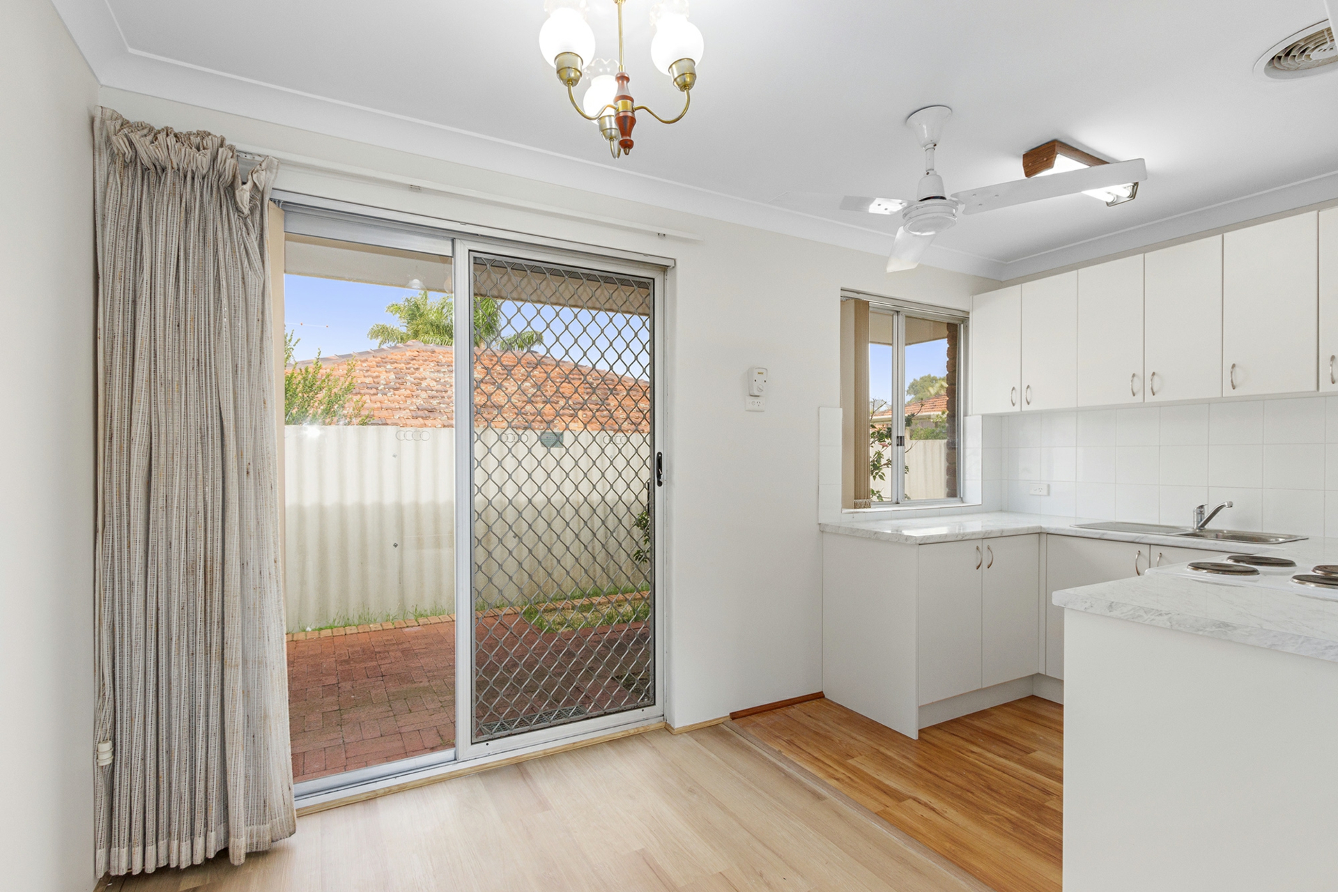 6/25 Point Walter Road, BICTON
