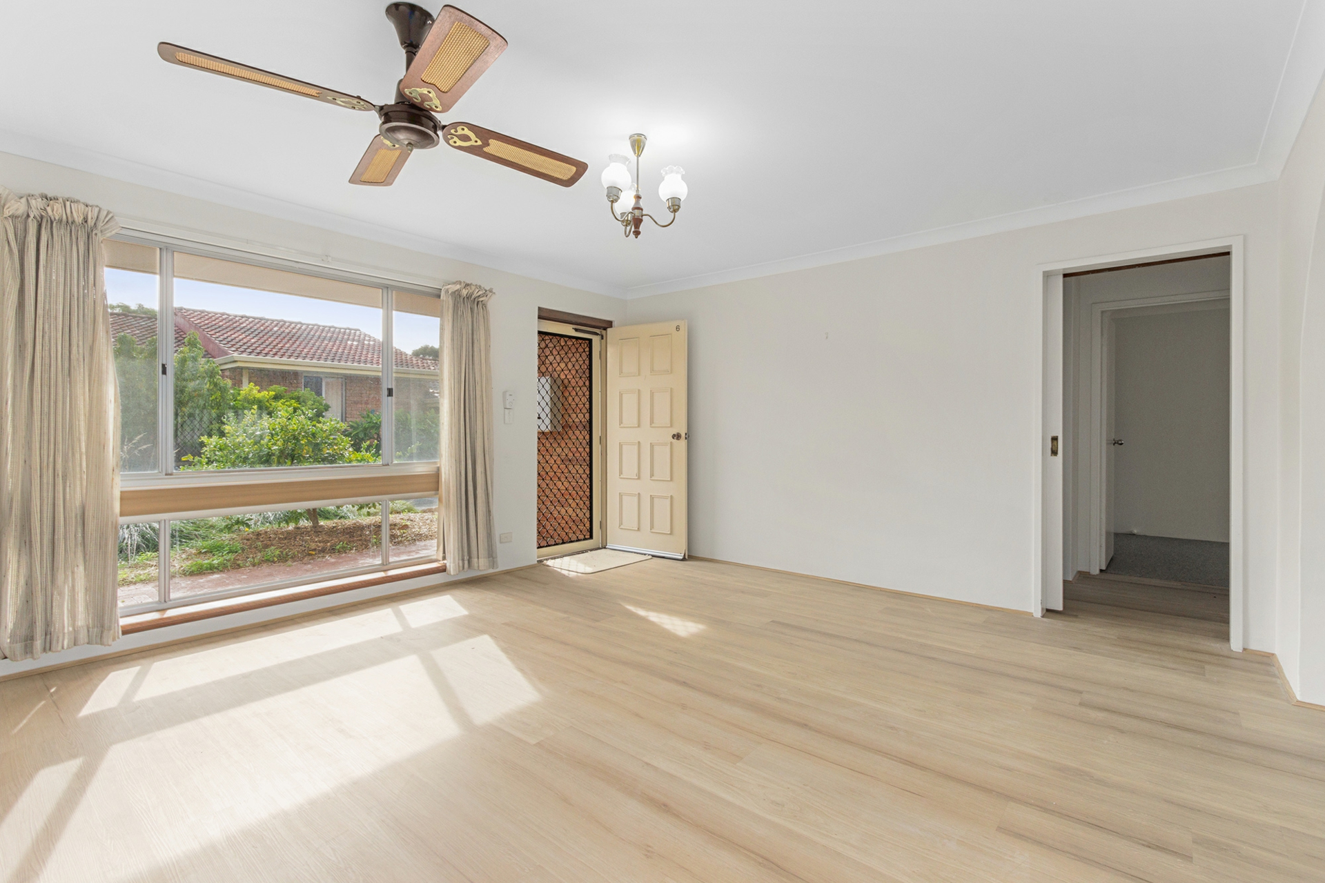 6/25 Point Walter Road, BICTON