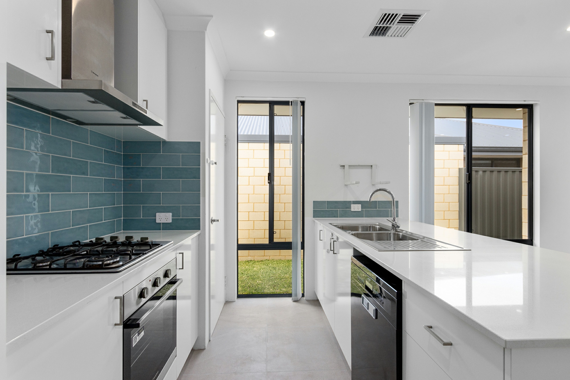 20 Sturrock Close Hilbert WA House for Rent LJ Hooker