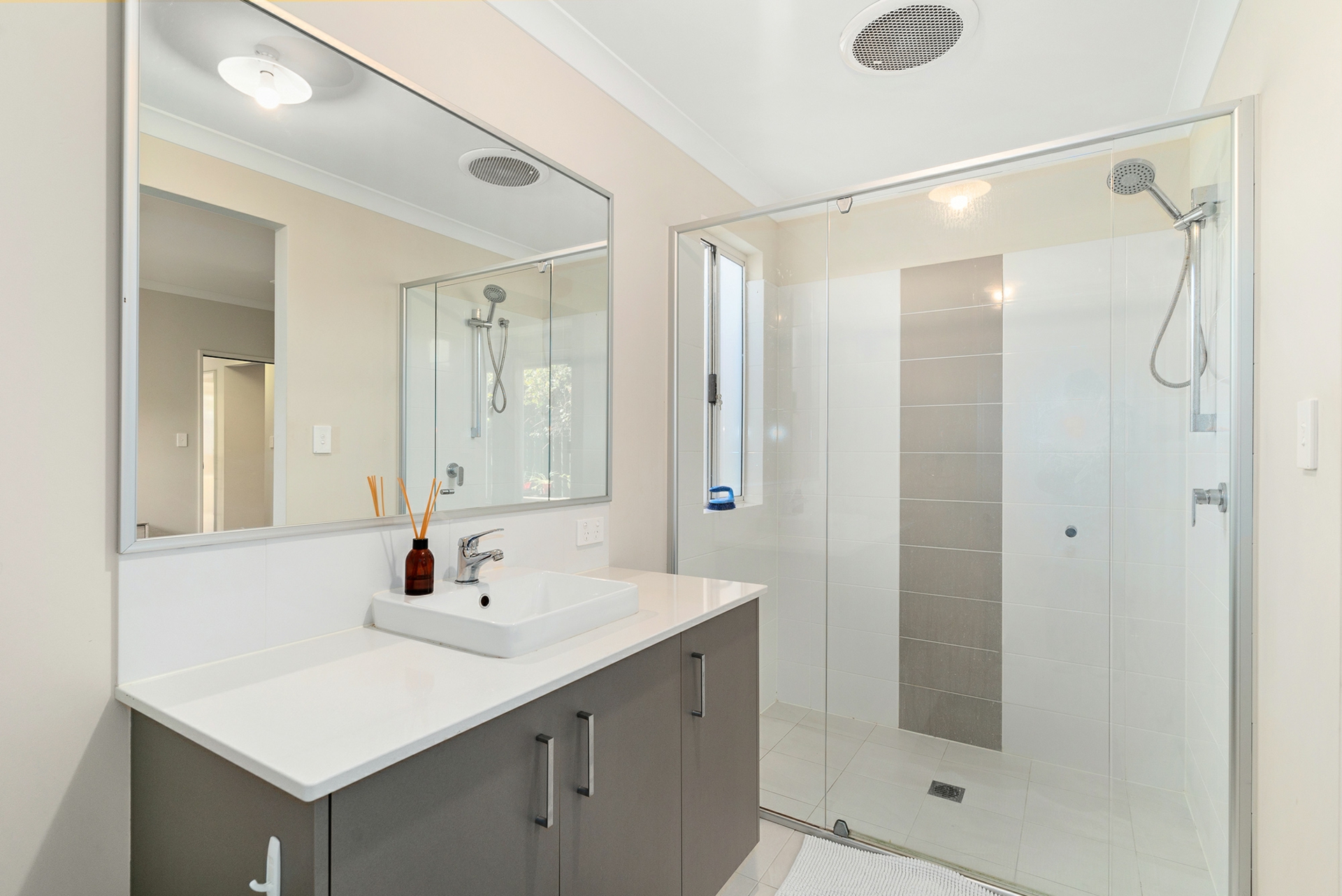 343A South Street, HILTON