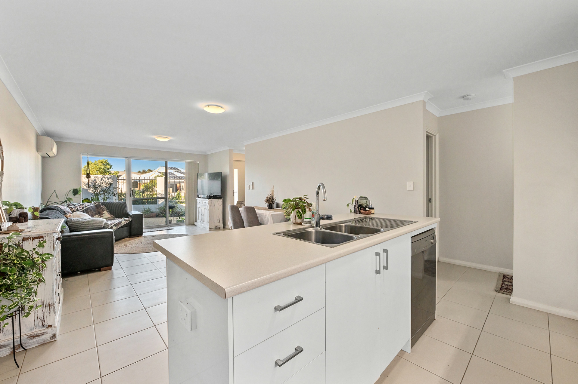 10/2 Horsham Crescent, Harrisdale