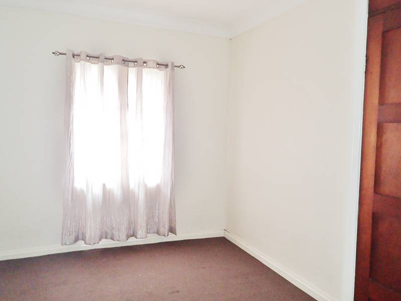 498 Kingsford Smith Drive, HAMILTON