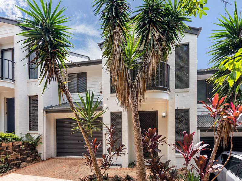 2/21 Riverton Street, Clayfield