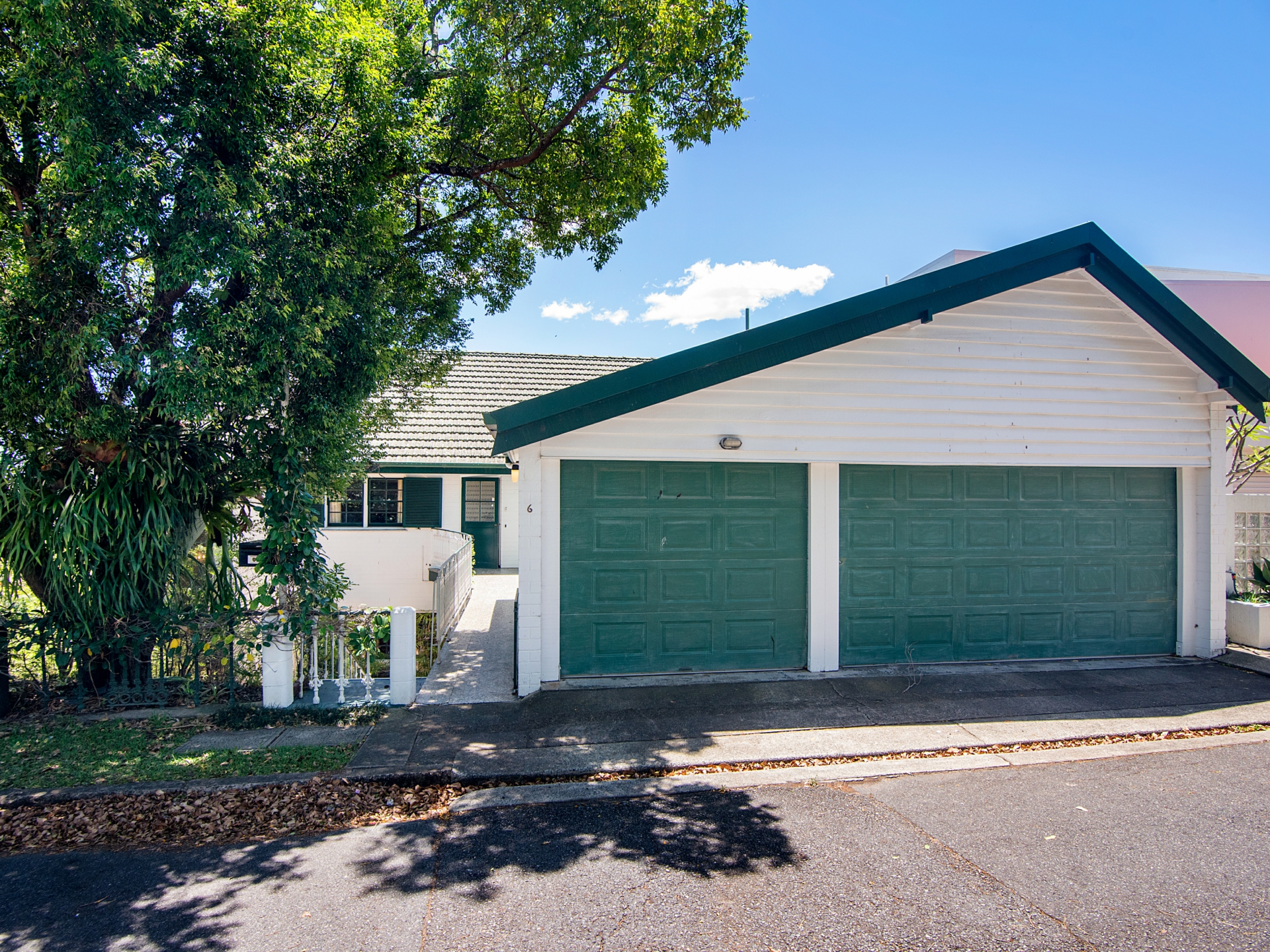 27-29 Windermere Road, HAMILTON