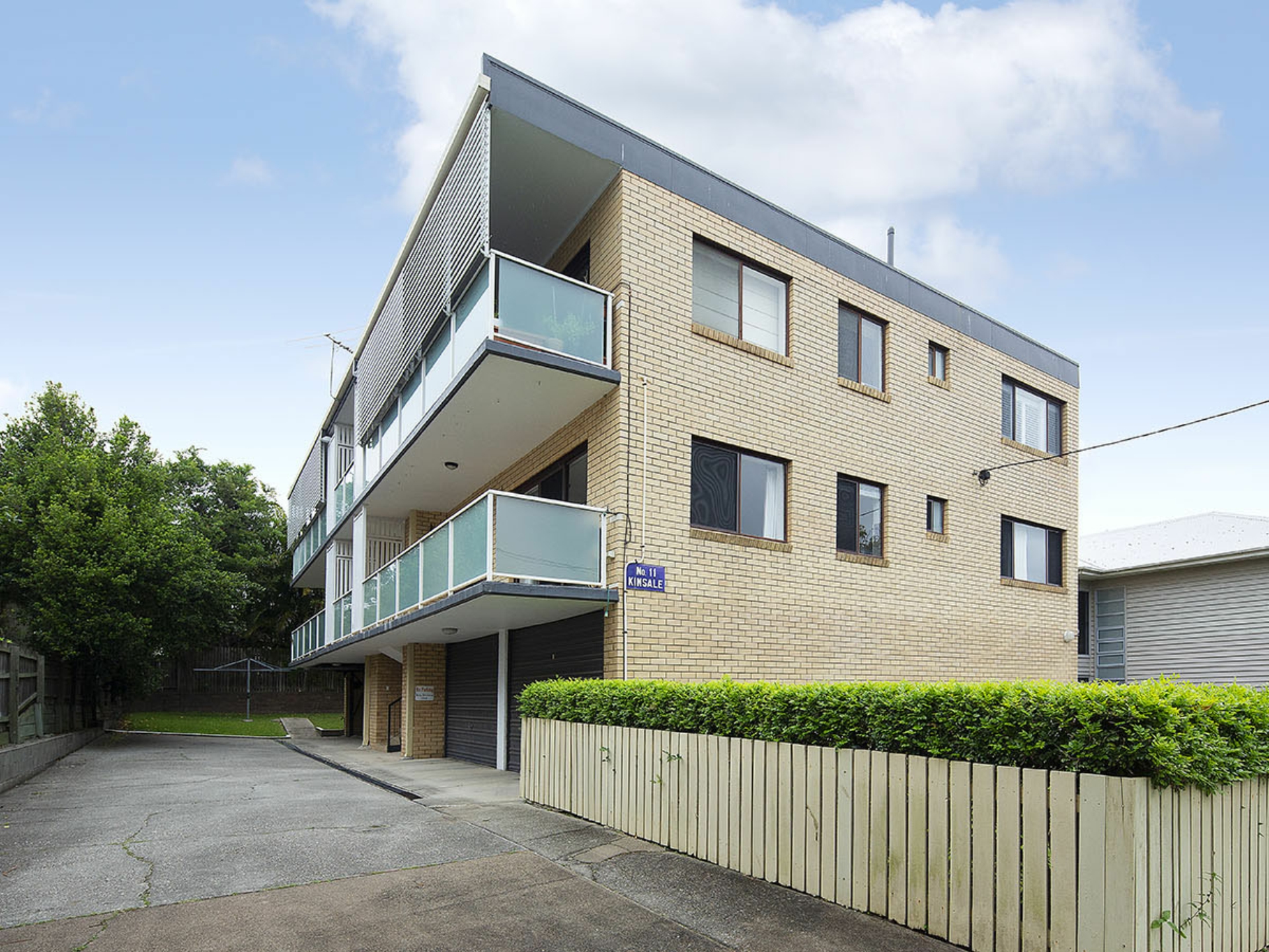 1/11 Blake Street, WOOLOOWIN