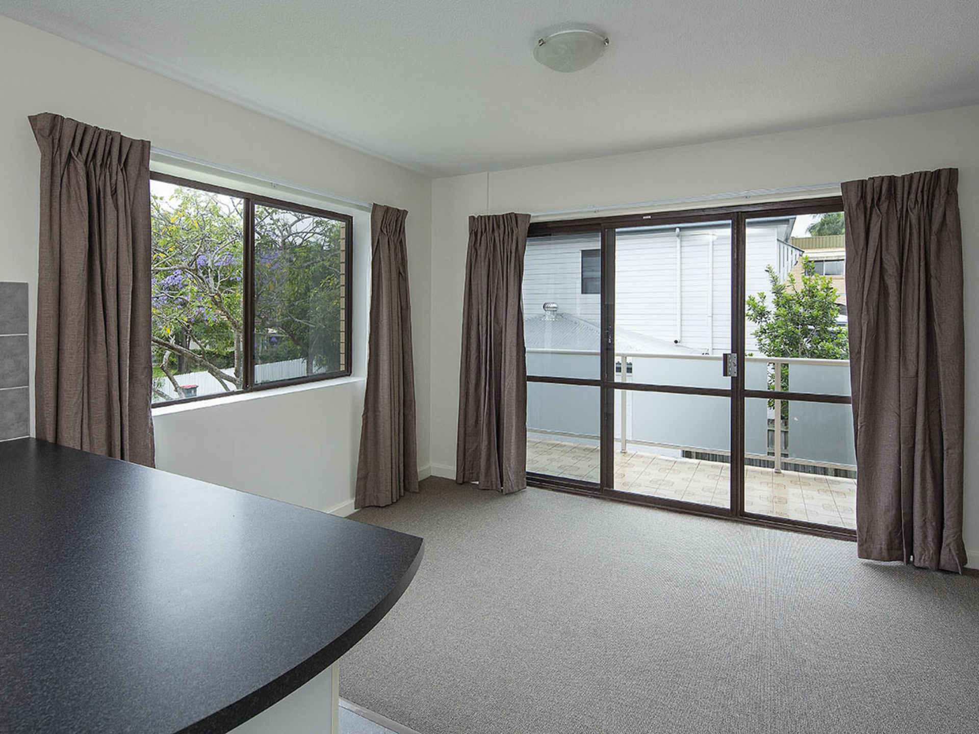 1/11 Blake Street, WOOLOOWIN