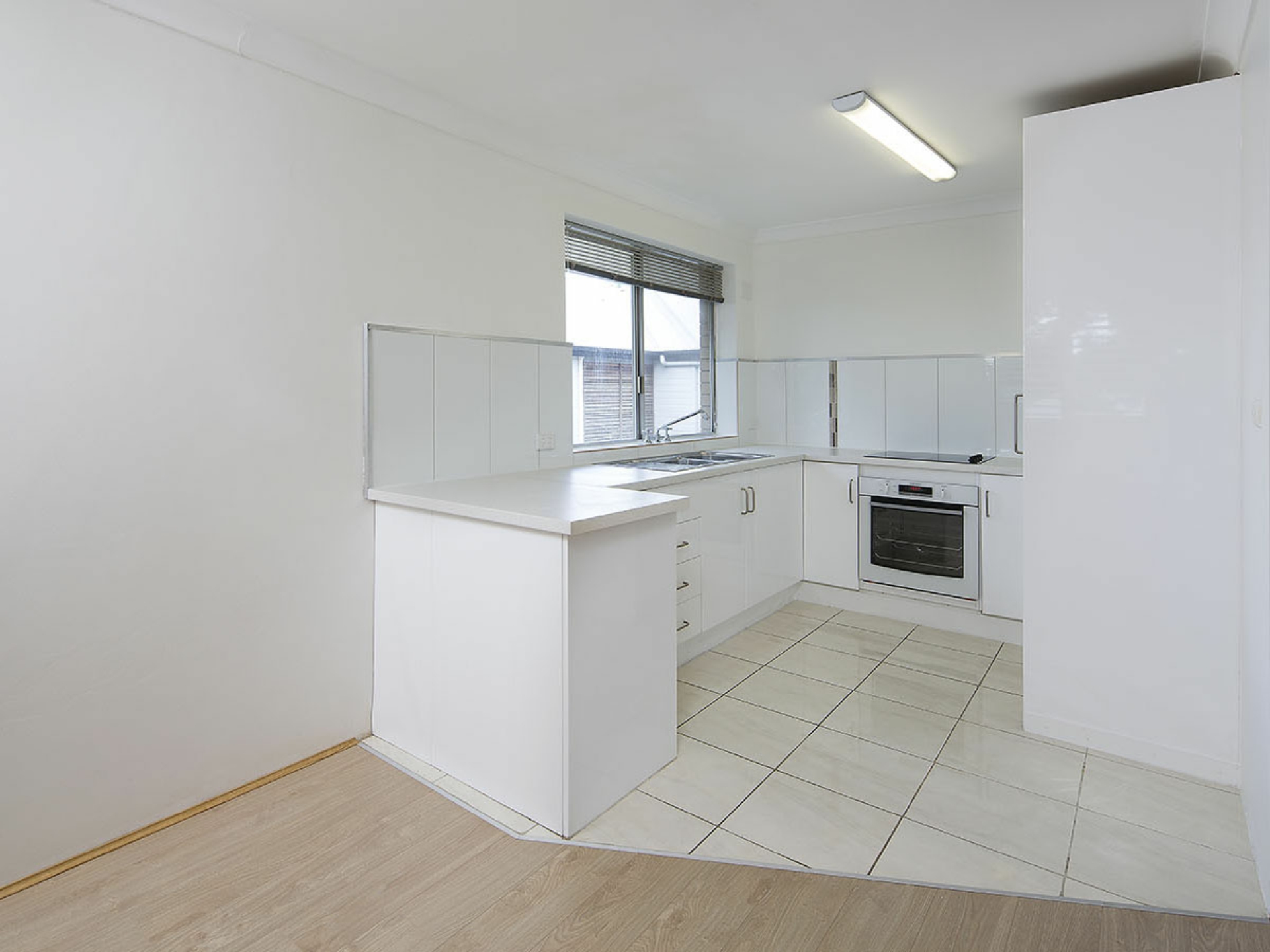 6/22 Wooloowin Avenue, WOOLOOWIN