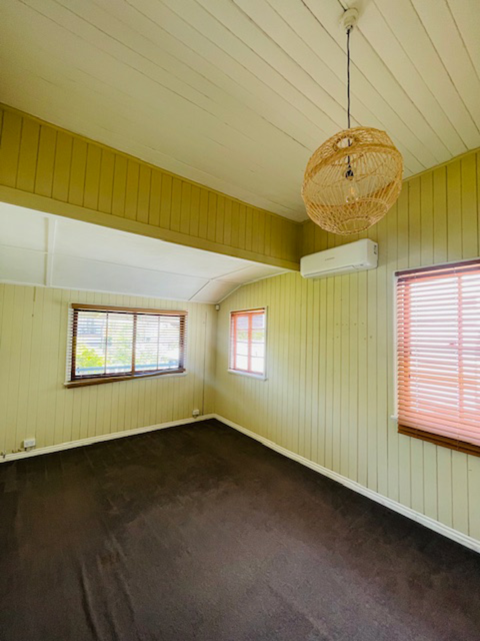 34 Vernon Street, NUNDAH
