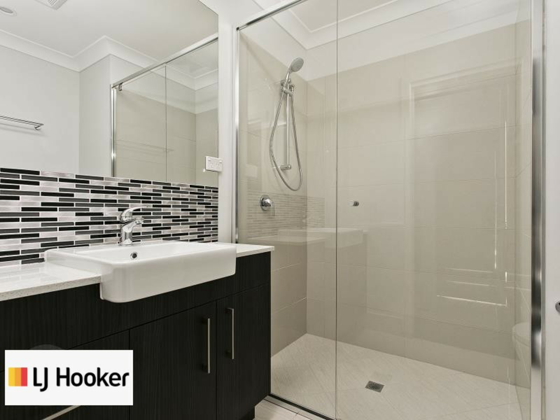 4/11 Union Street, NUNDAH