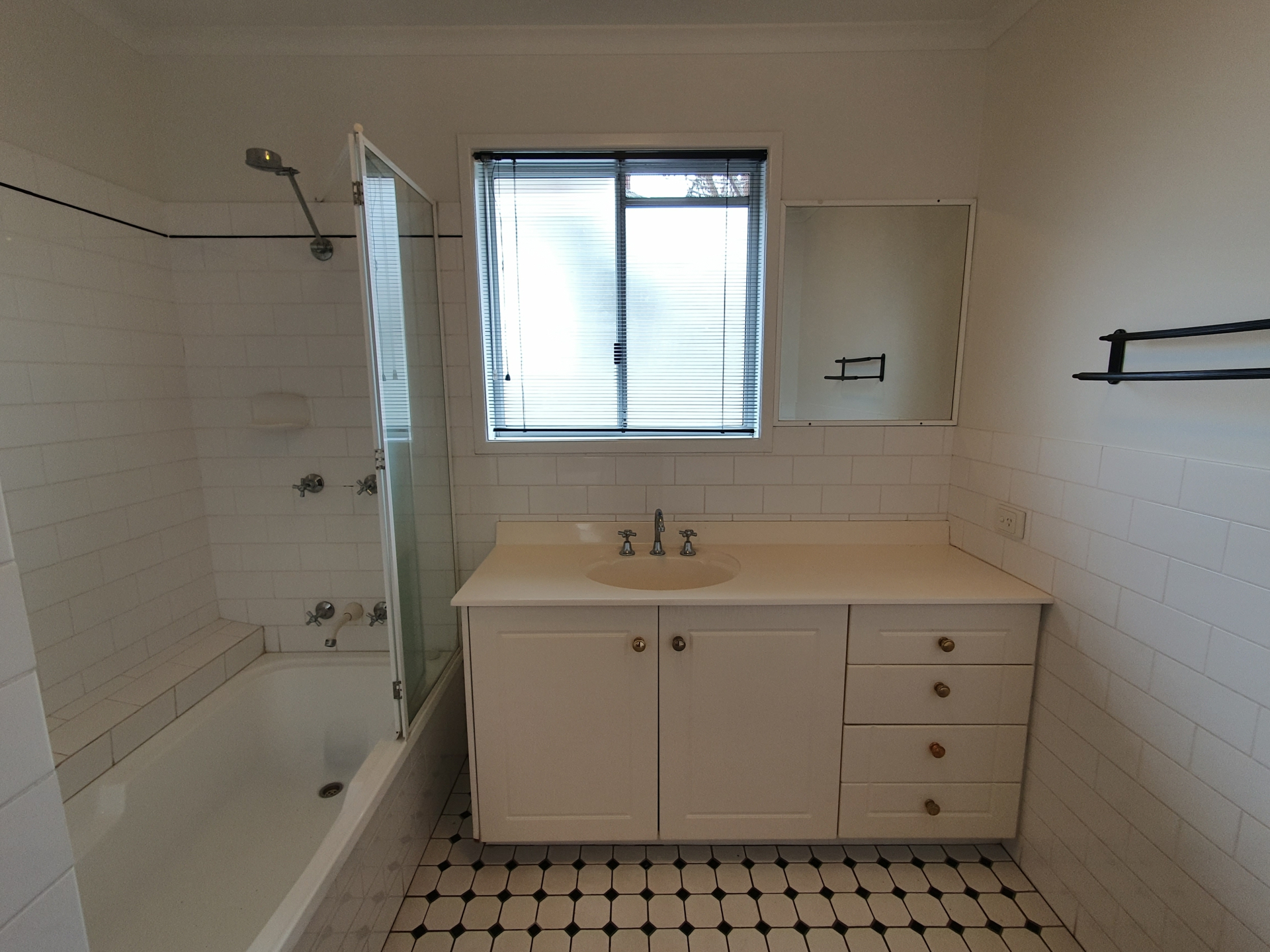 12 Winifred Street, CLAYFIELD
