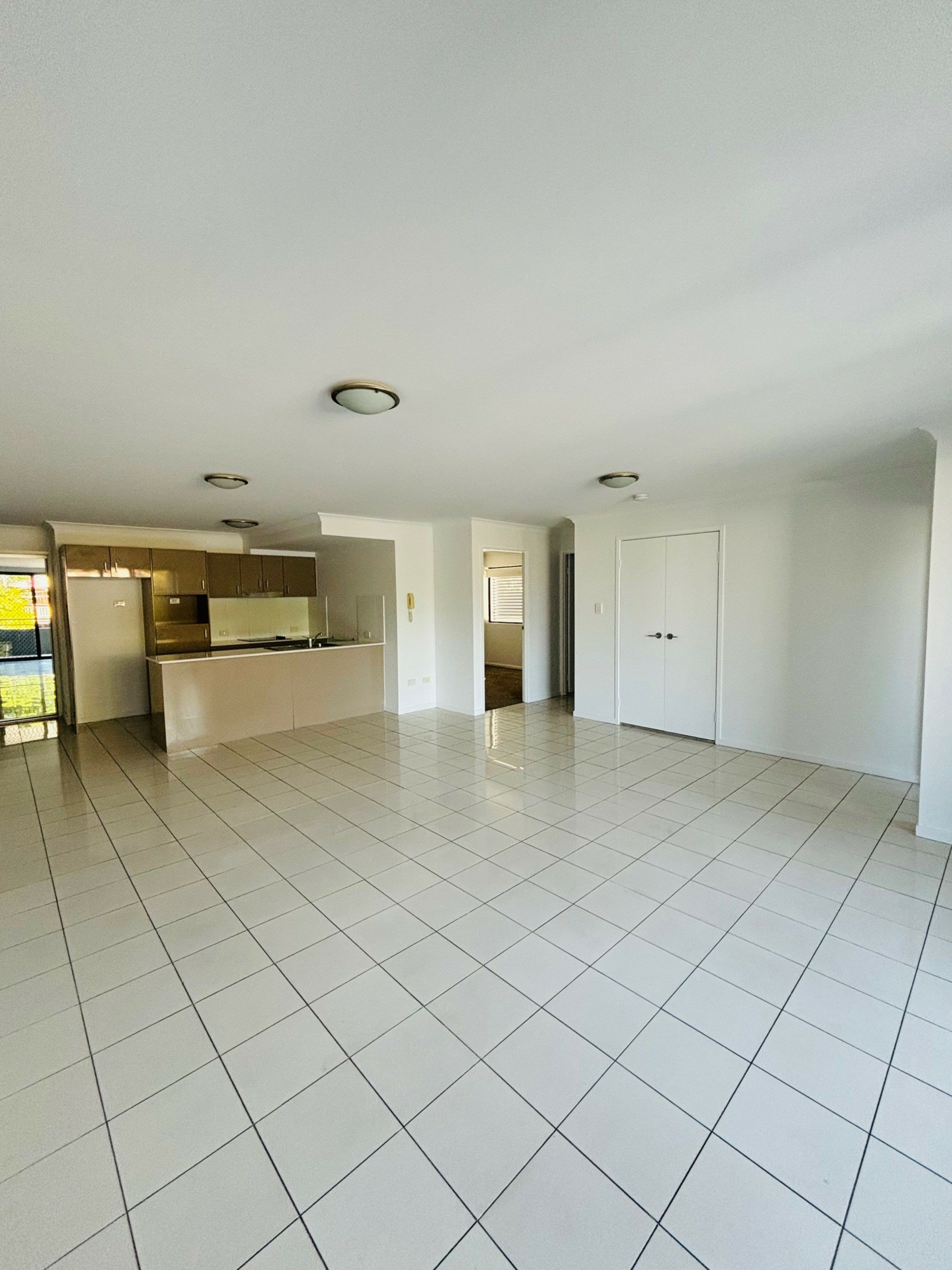 9/8 Catherine Street, WOOLLOONGABBA