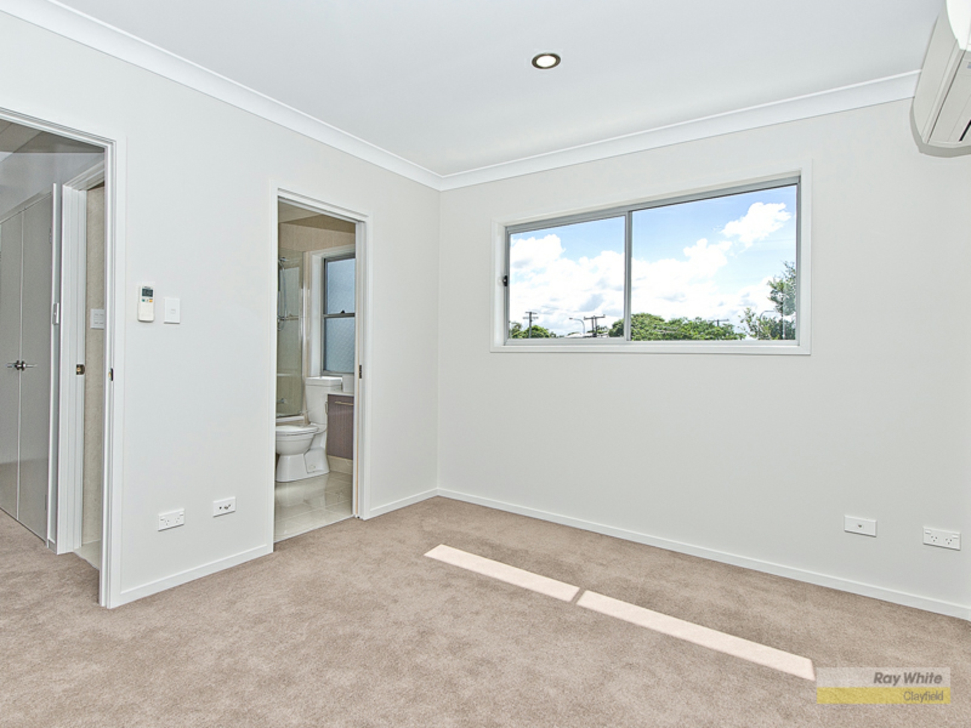 1/36 Collins Street, CLAYFIELD