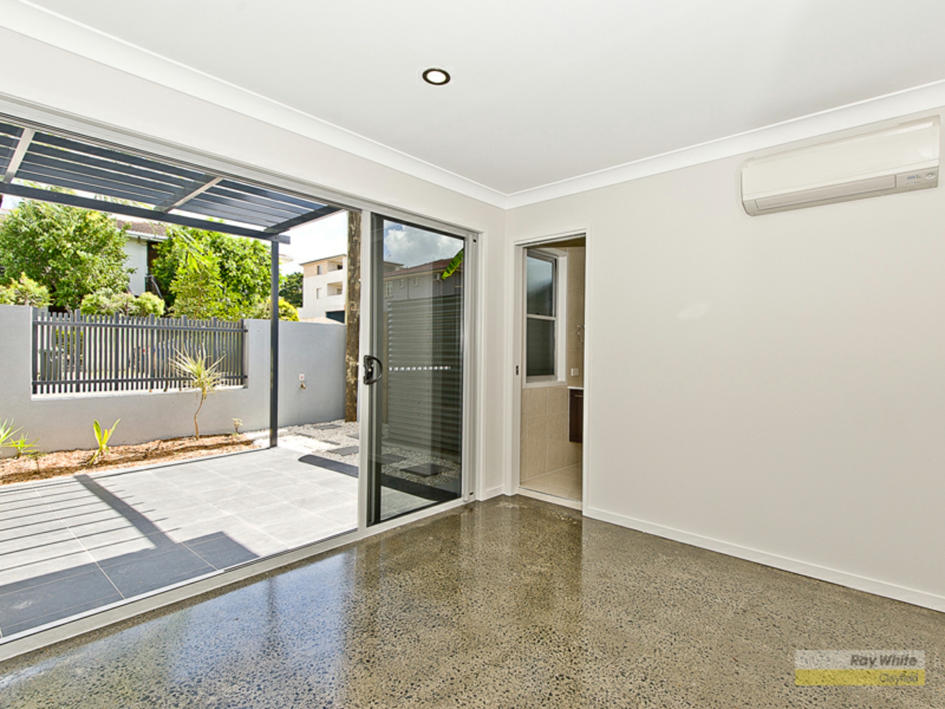 1/36 Collins Street, CLAYFIELD