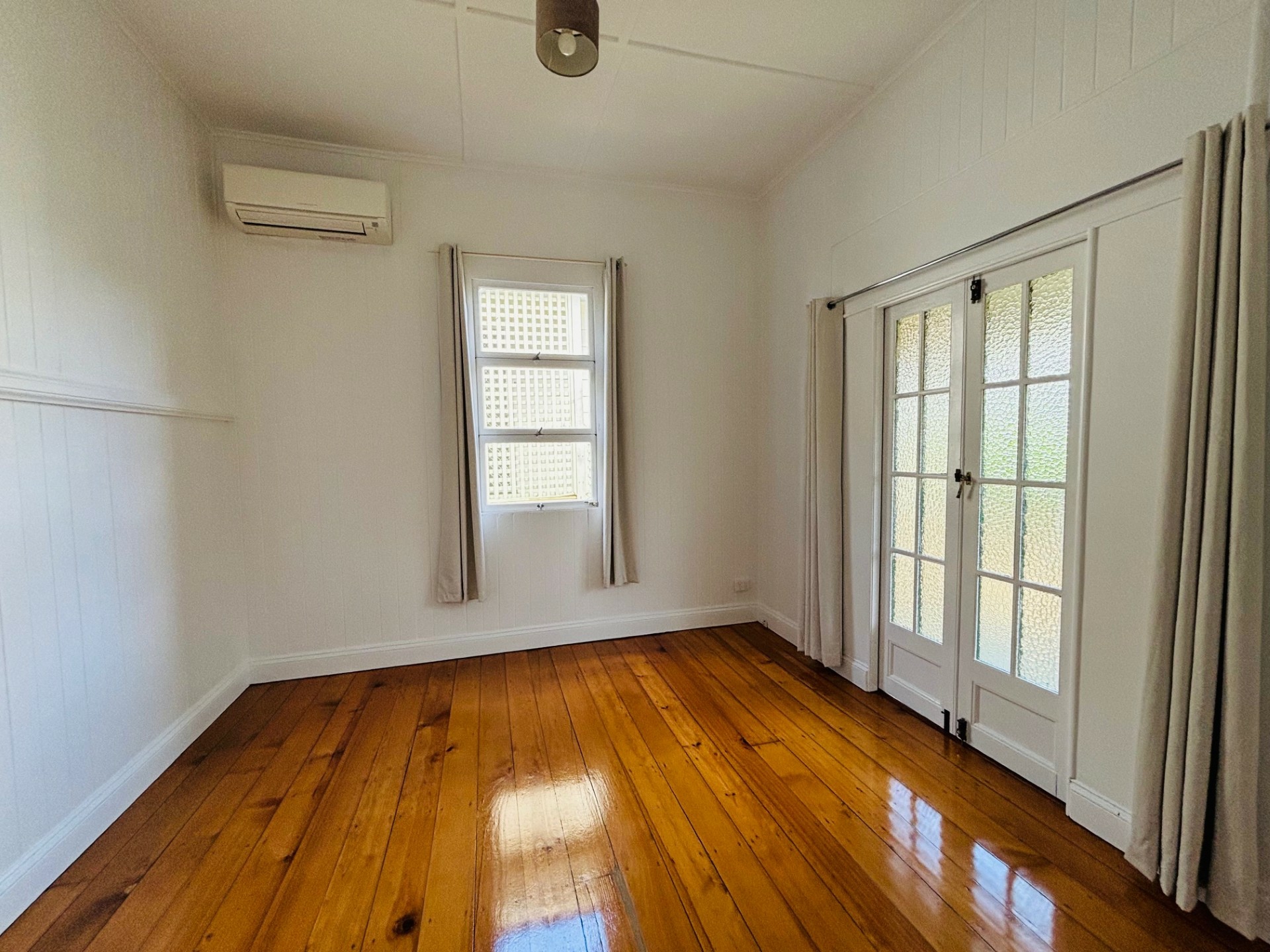19 Howie Street, CLAYFIELD