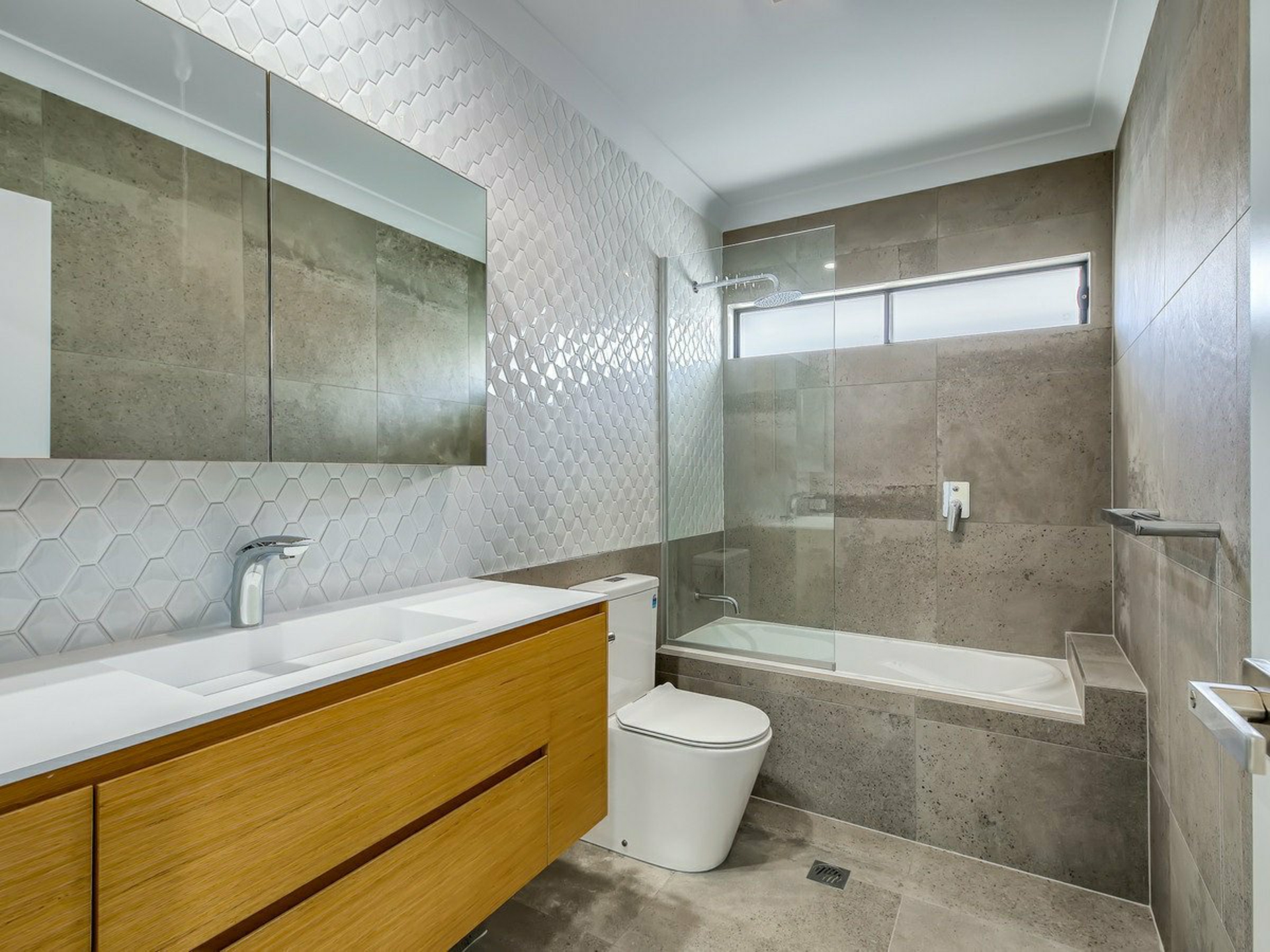 3/7 Norman Street, ASCOT