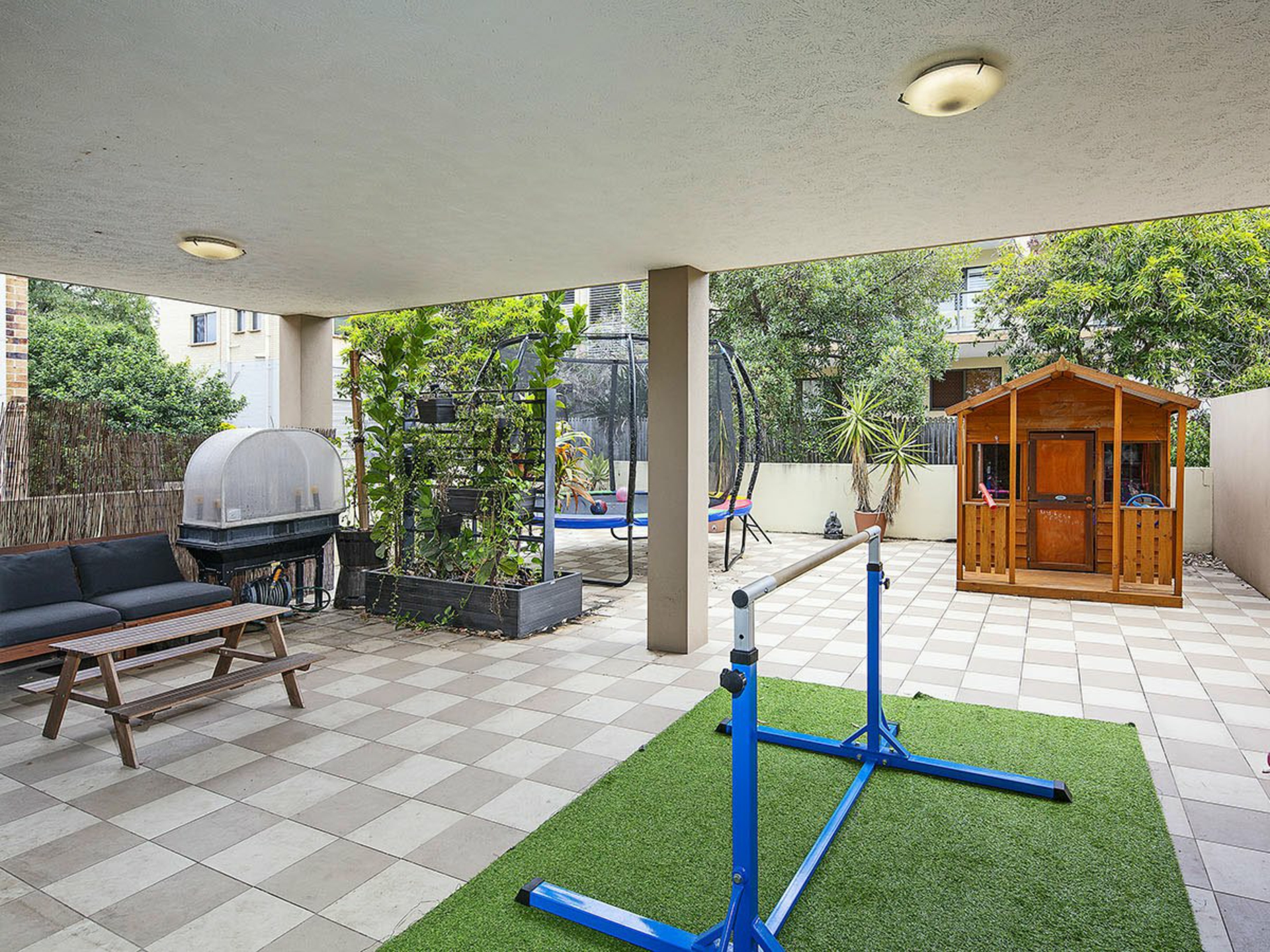4 /2a Barlow Street, CLAYFIELD
