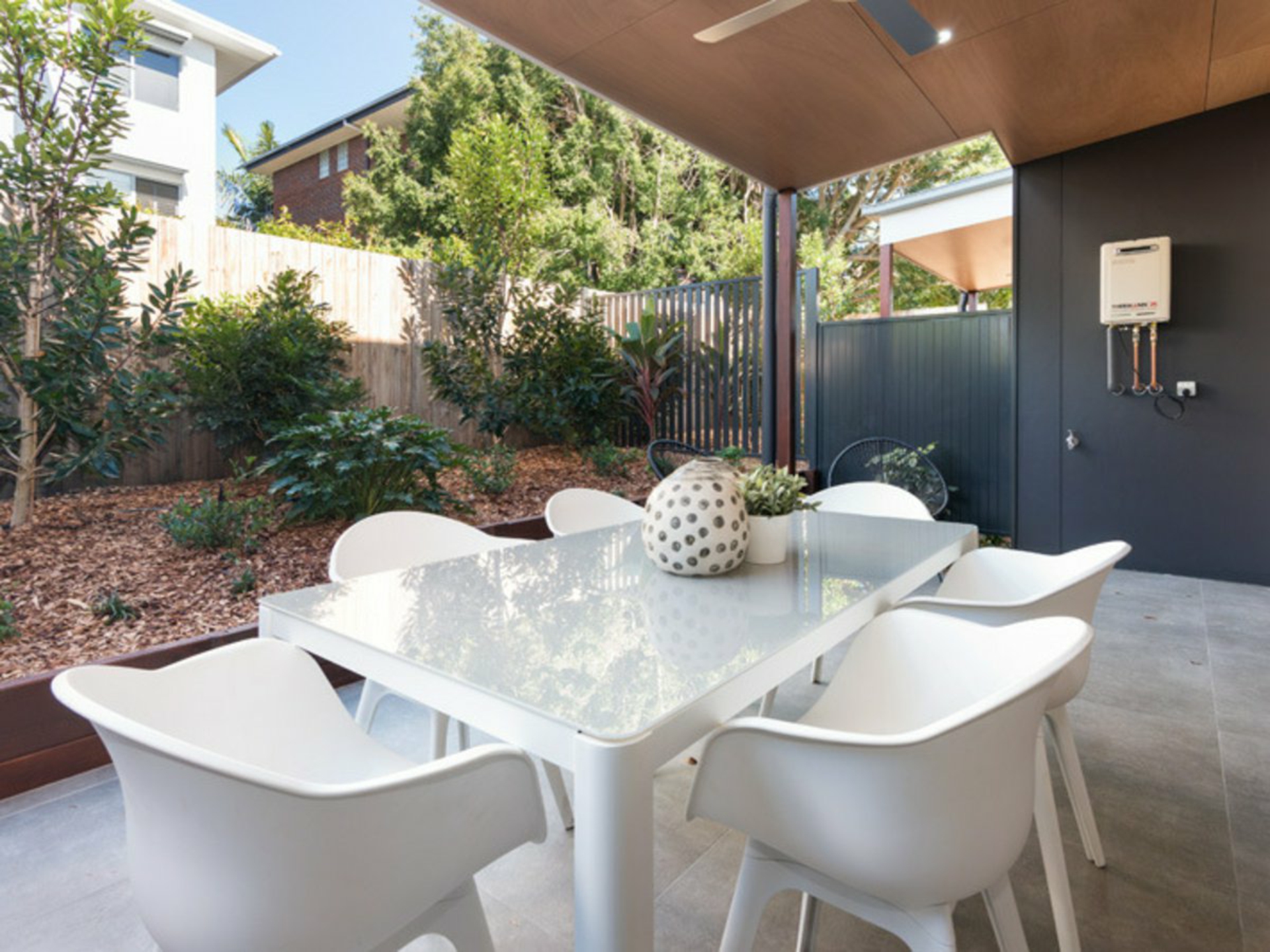 4/17 Haig Street — photo 13 of 15