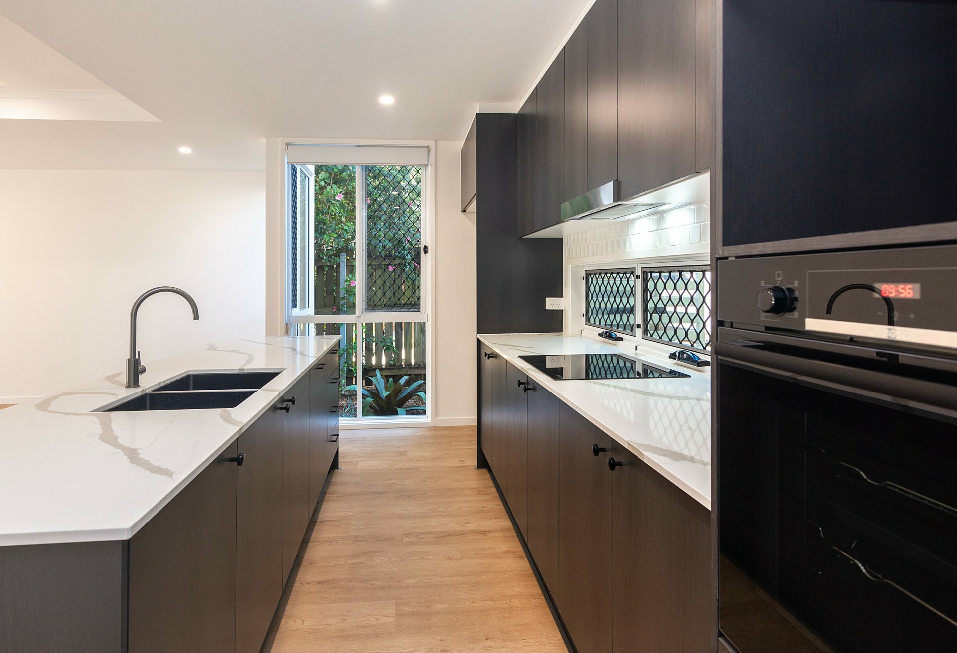 2 158 Allen Street, HAMILTON